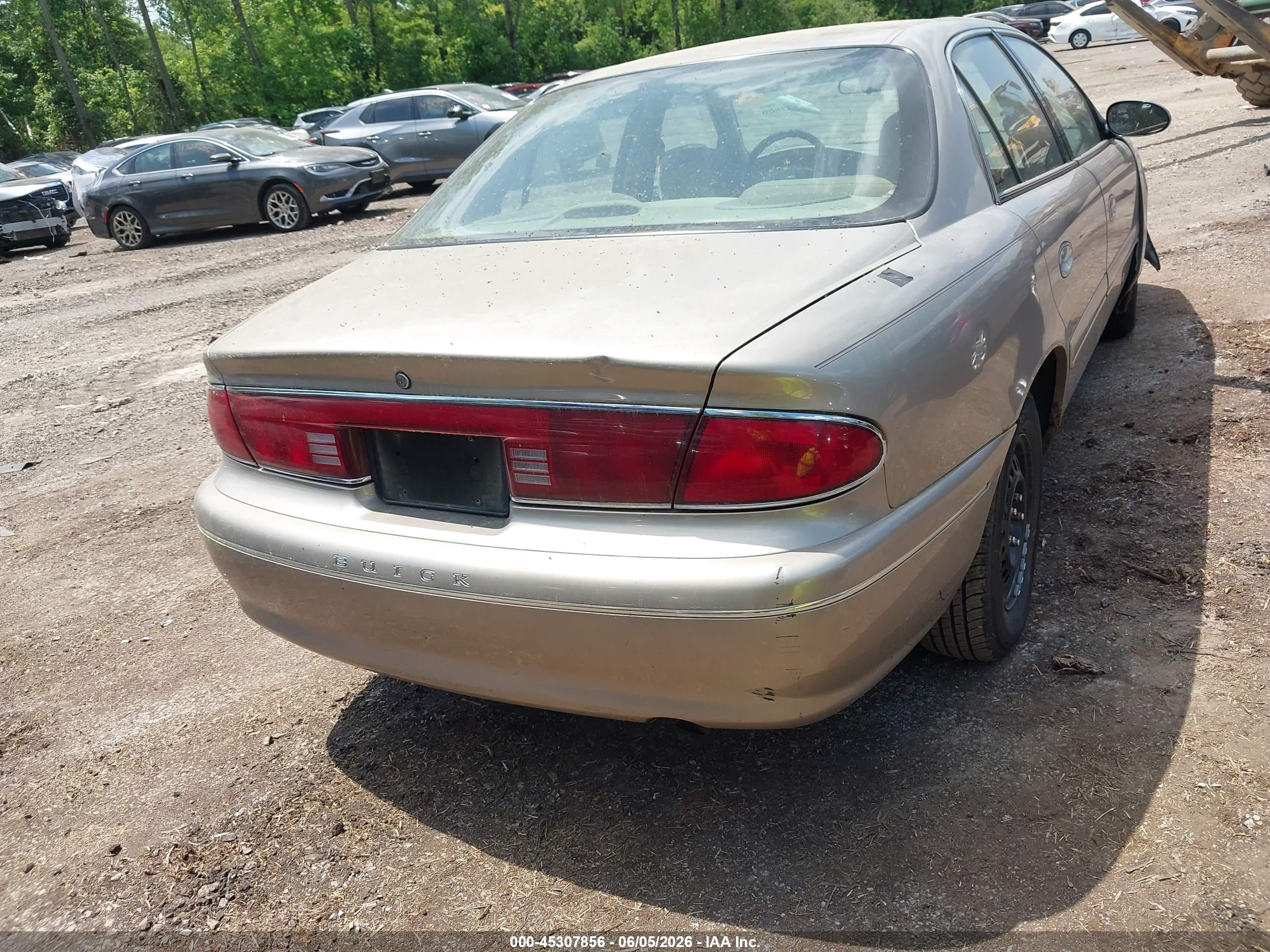 2002 Buick Century Custom Gold vin: 2G4WS52J721207916