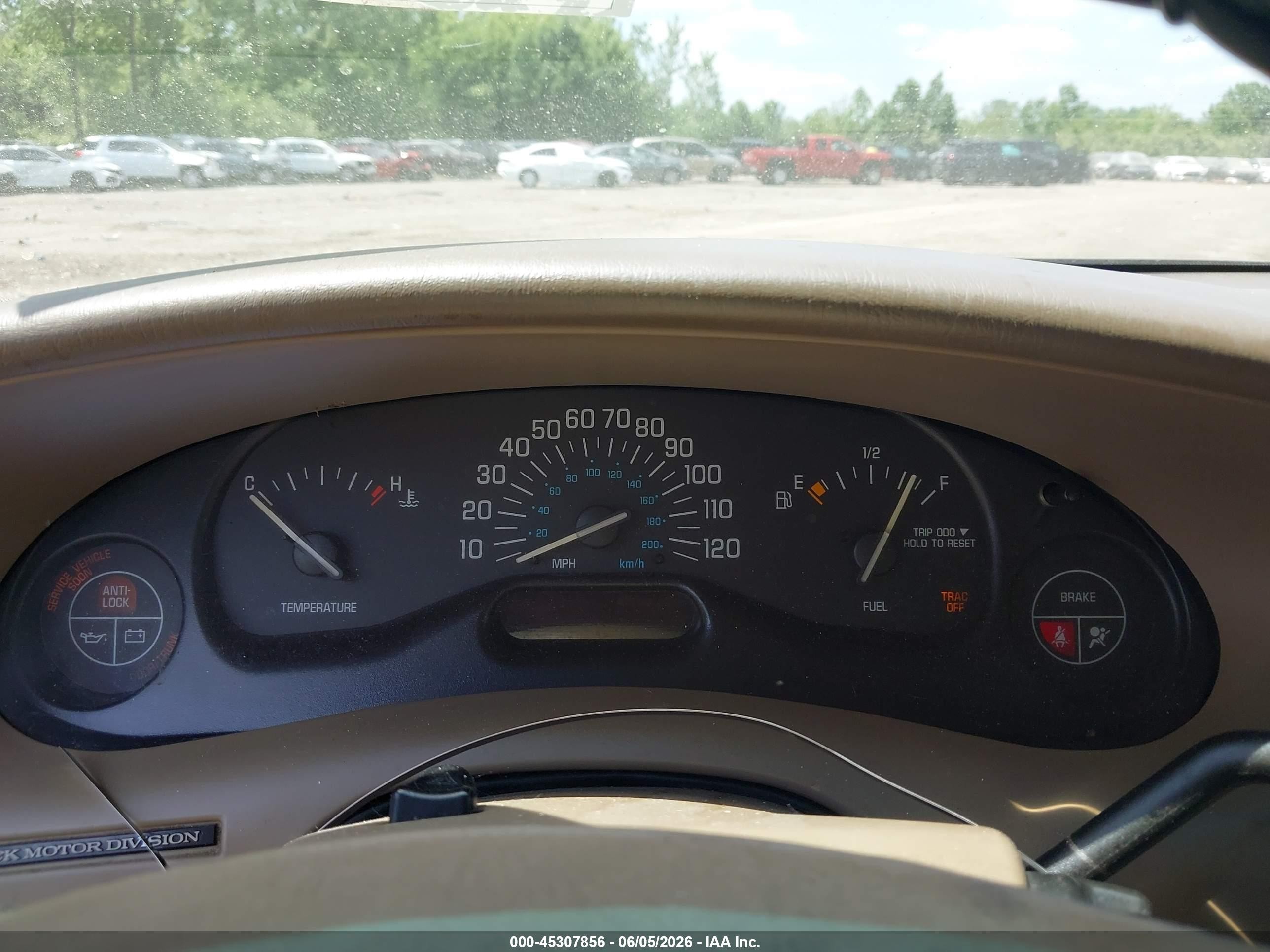 2002 Buick Century Custom Gold vin: 2G4WS52J721207916