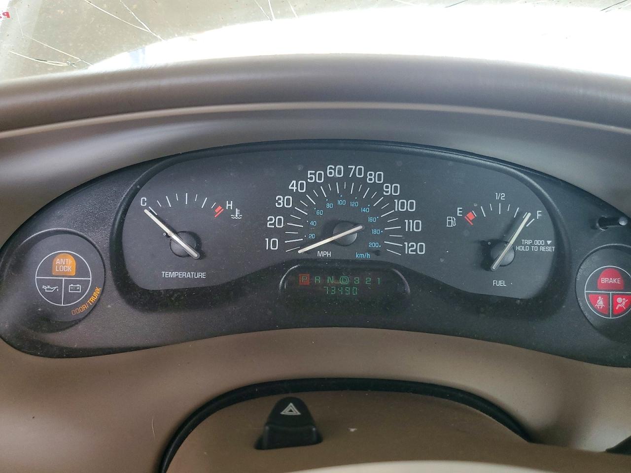 2002 Buick Century Custom Silver vin: 2G4WS52J721300483