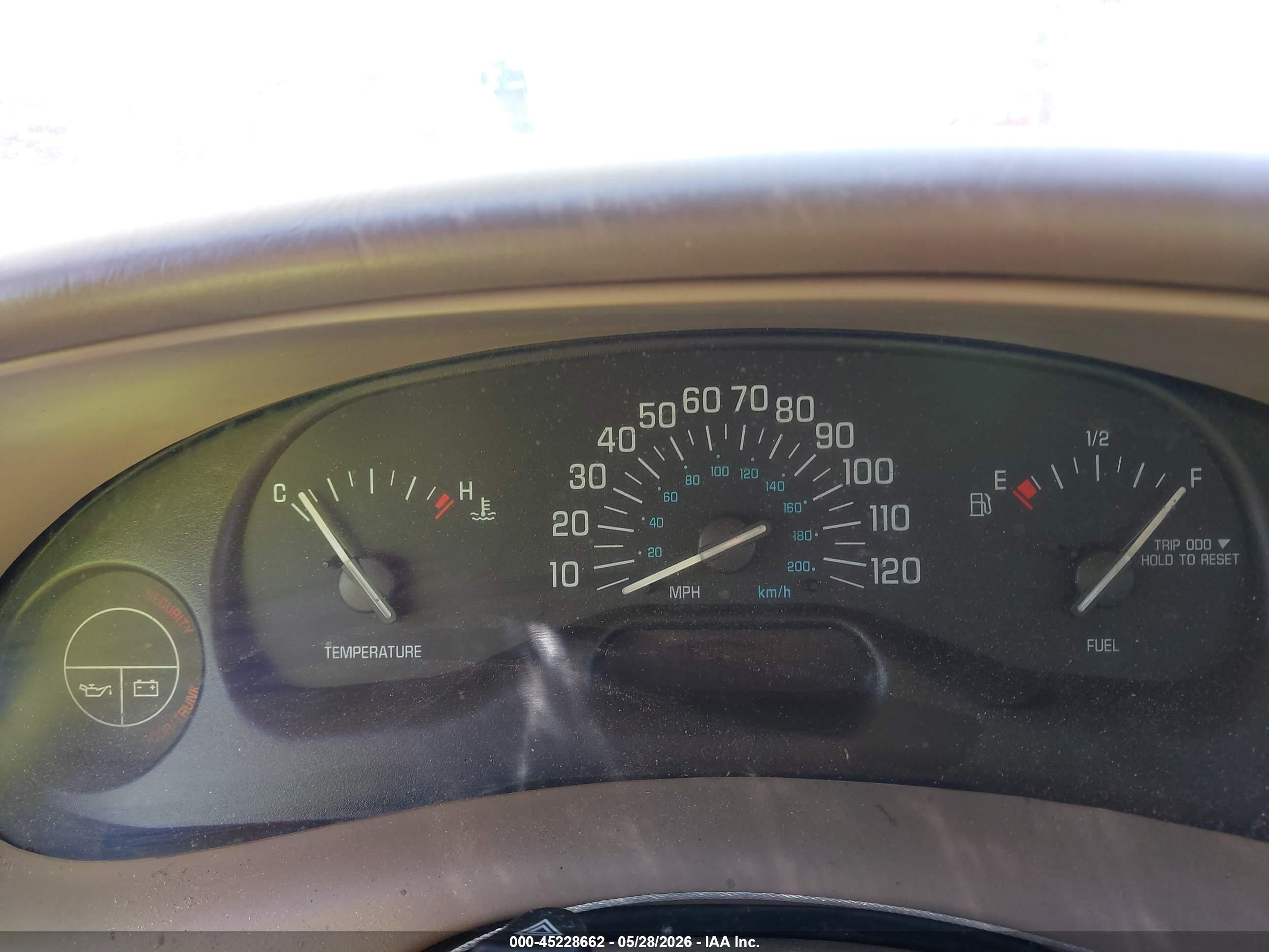2003 Buick Century Custom Beige vin: 2G4WS52J731189984