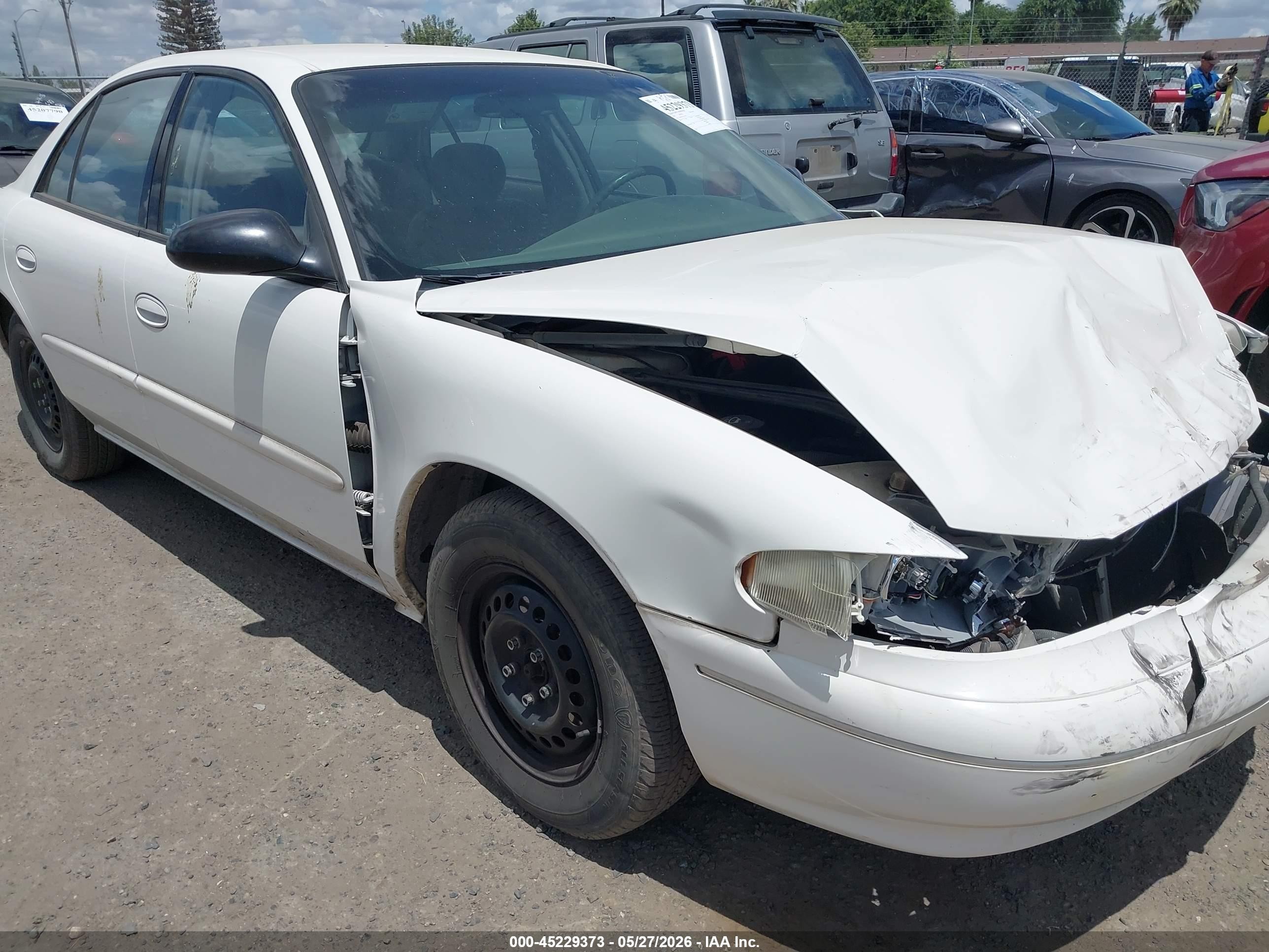 2003 Buick Century Custom White vin: 2G4WS52J731211479