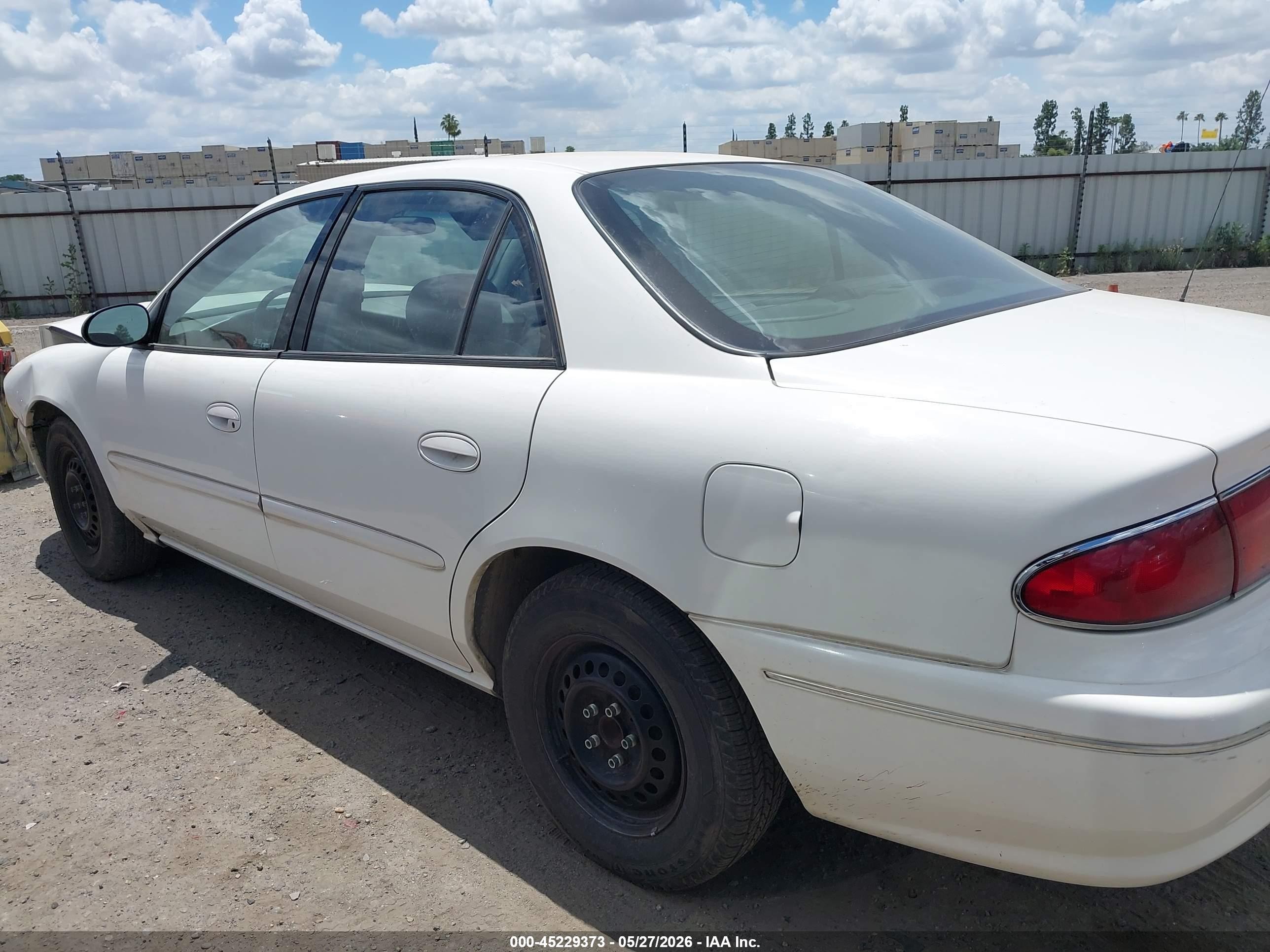 2003 Buick Century Custom White vin: 2G4WS52J731211479