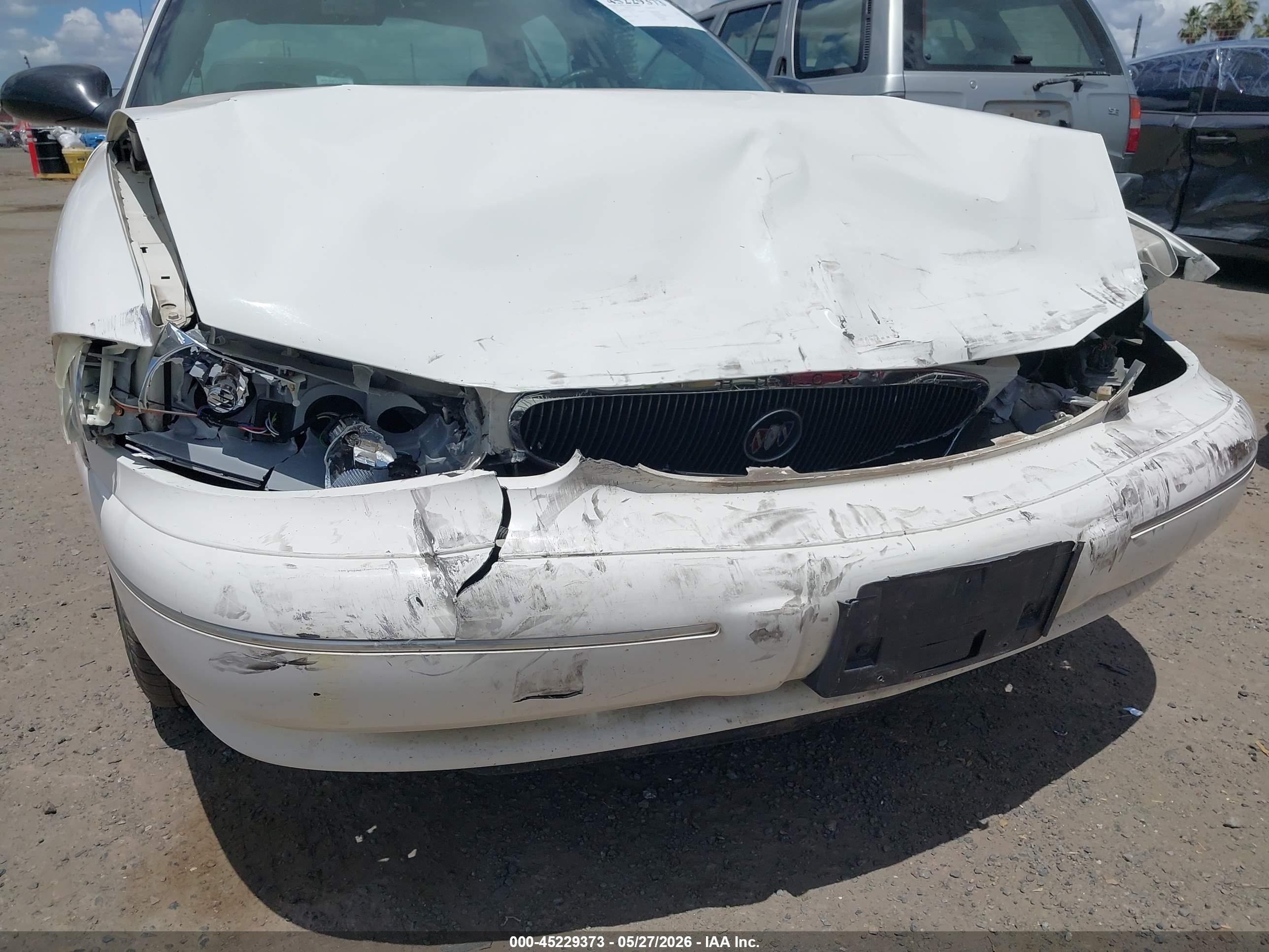 2003 Buick Century Custom White vin: 2G4WS52J731211479