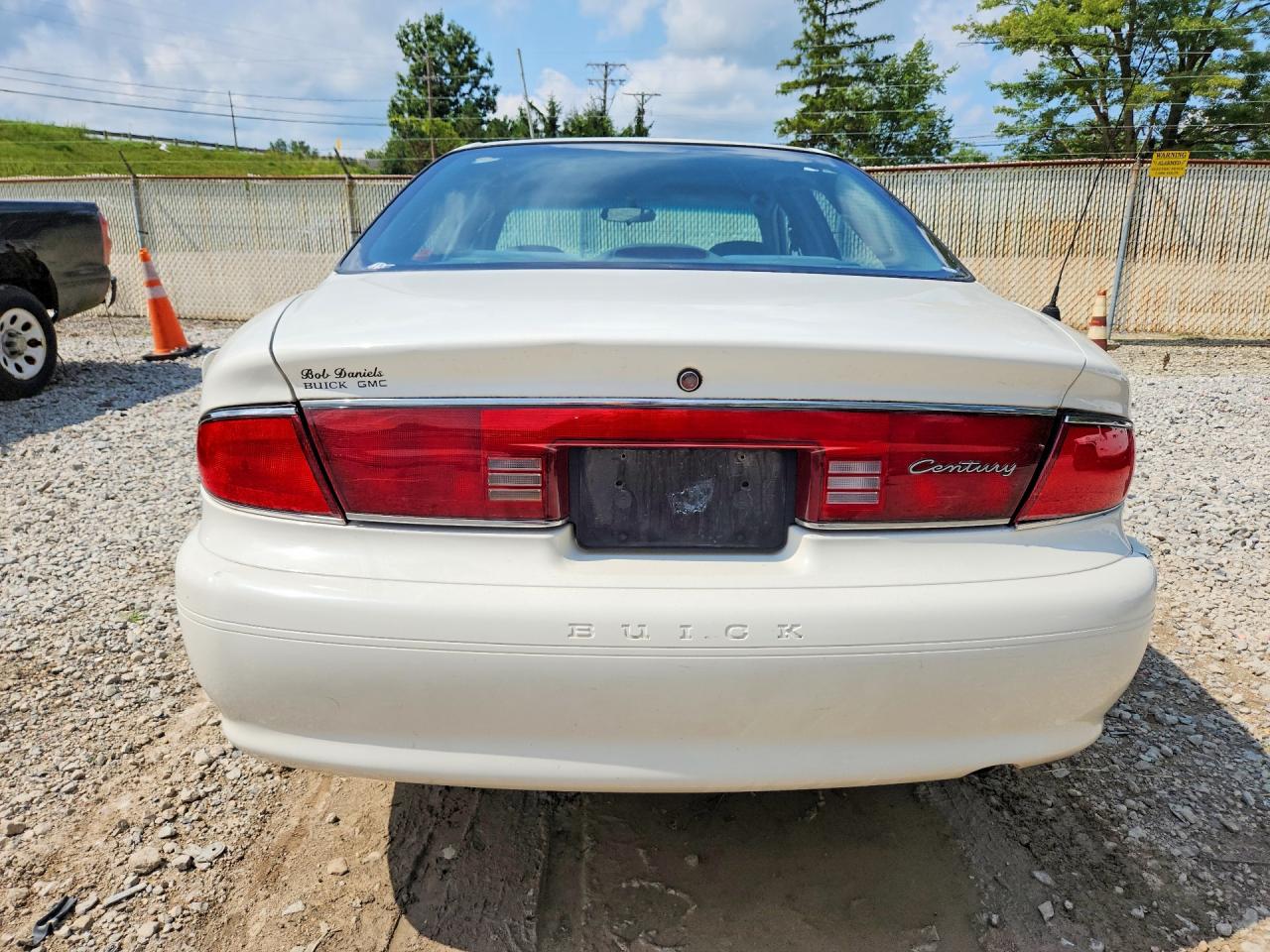 2003 Buick Century Custom Белый vin: 2G4WS52J731298896