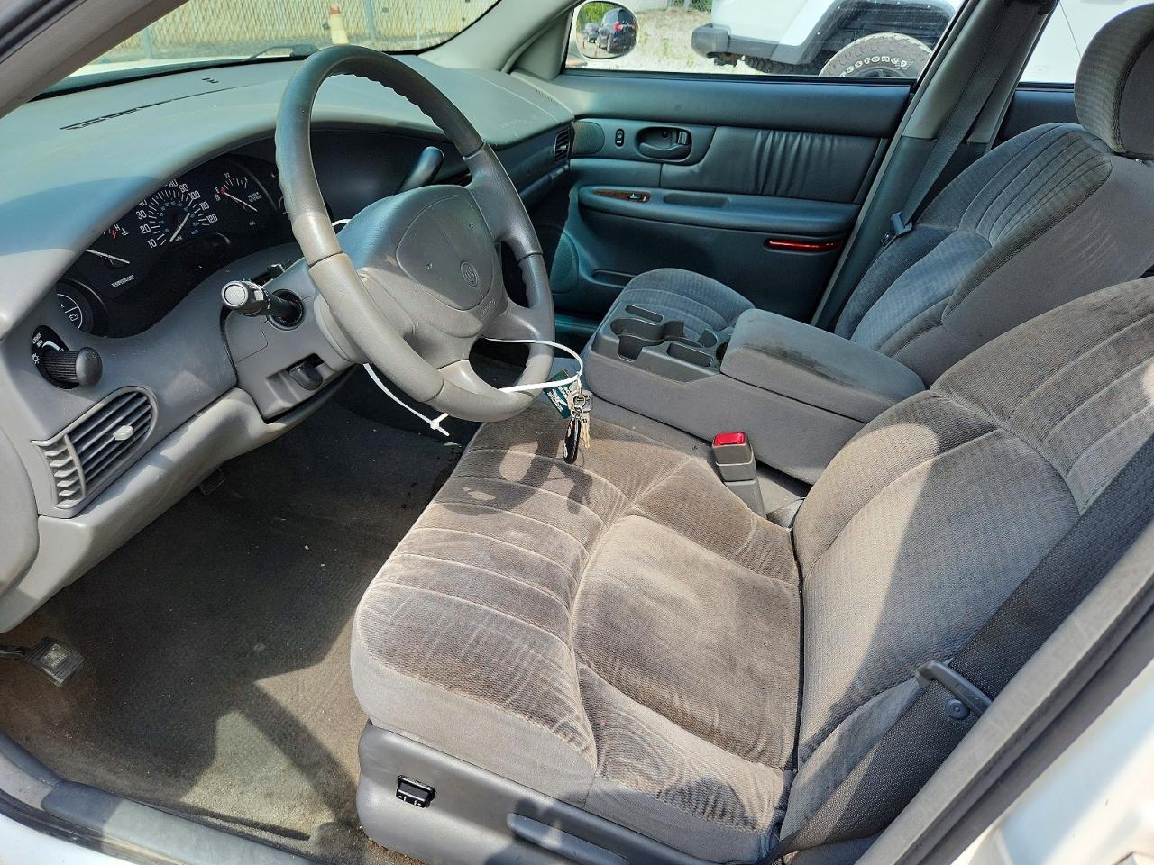2003 Buick Century Custom Белый vin: 2G4WS52J731298896