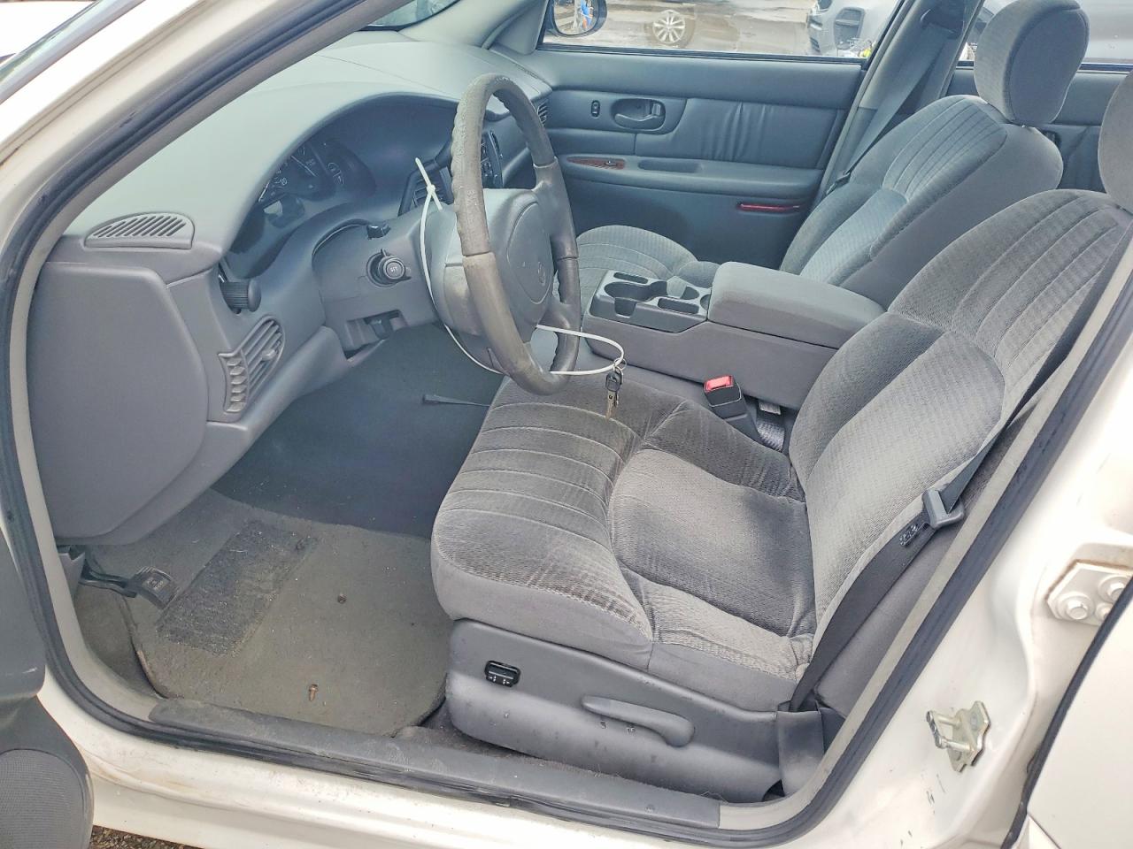 2004 Buick Century Custom White vin: 2G4WS52J741259632