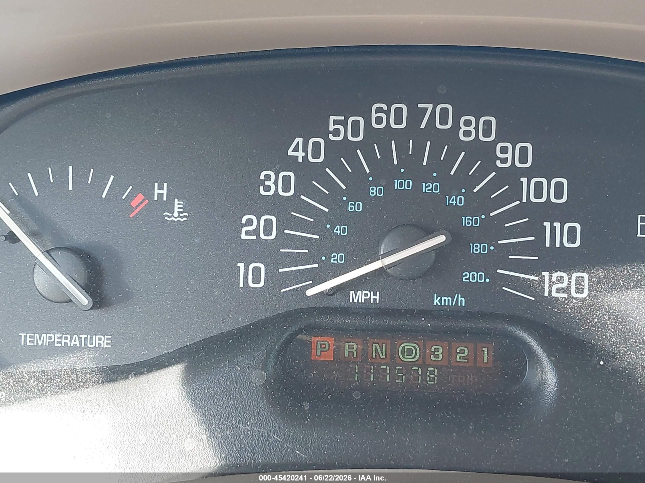 2000 Buick Century Custom Beige vin: 2G4WS52J7Y1292460