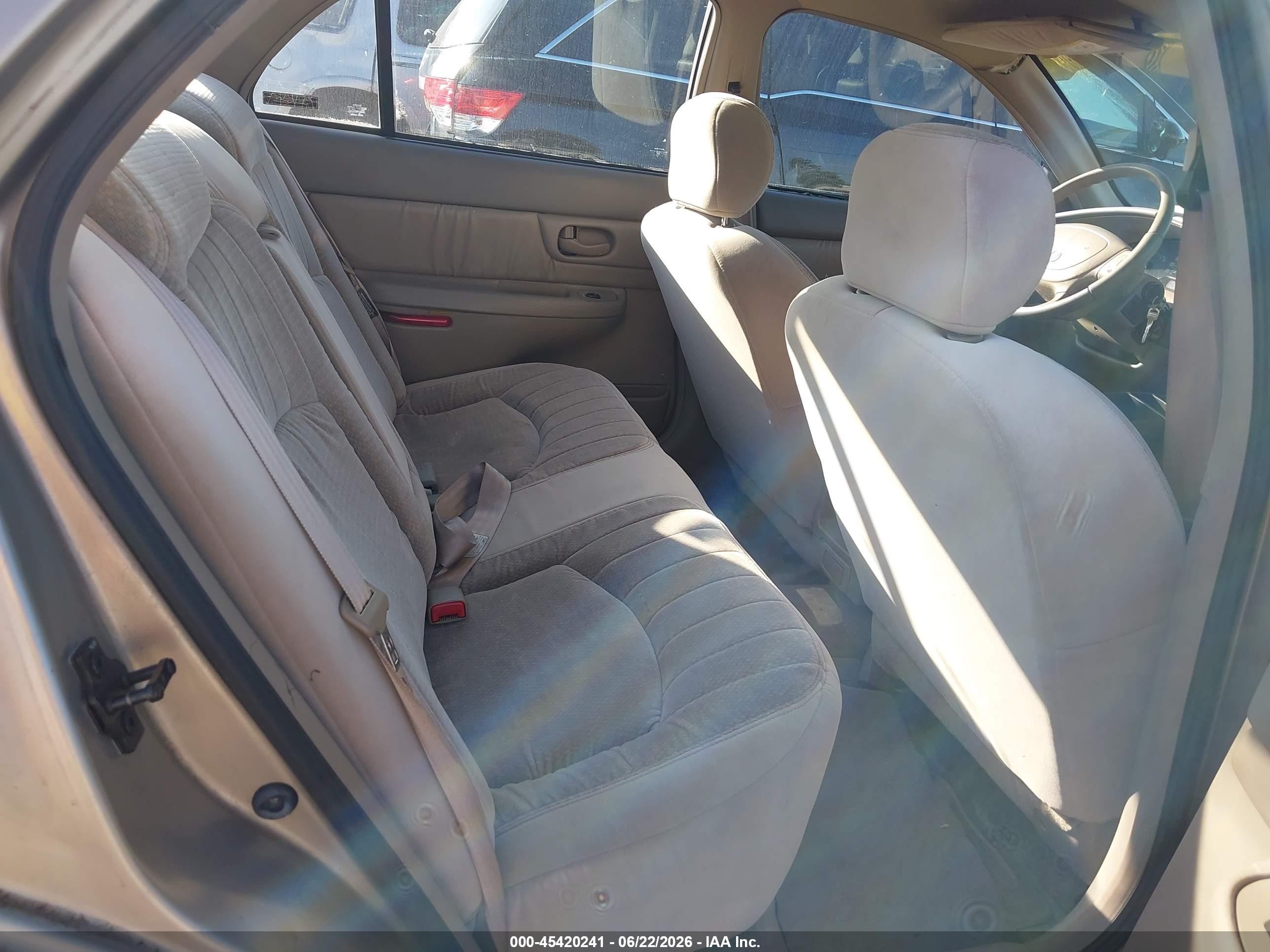 2000 Buick Century Custom Beige vin: 2G4WS52J7Y1292460
