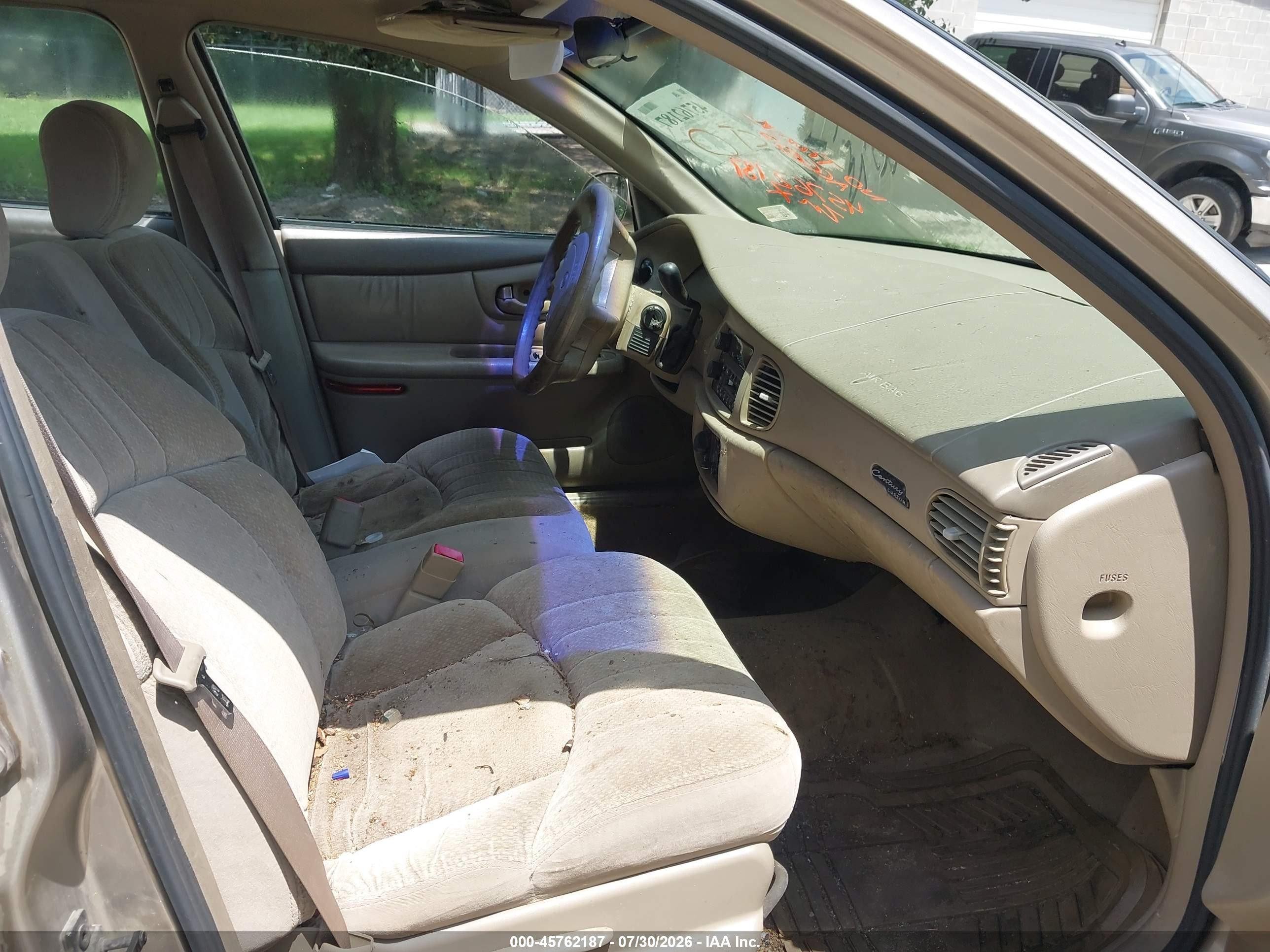2001 Buick Century Custom Silver vin: 2G4WS52J811197184