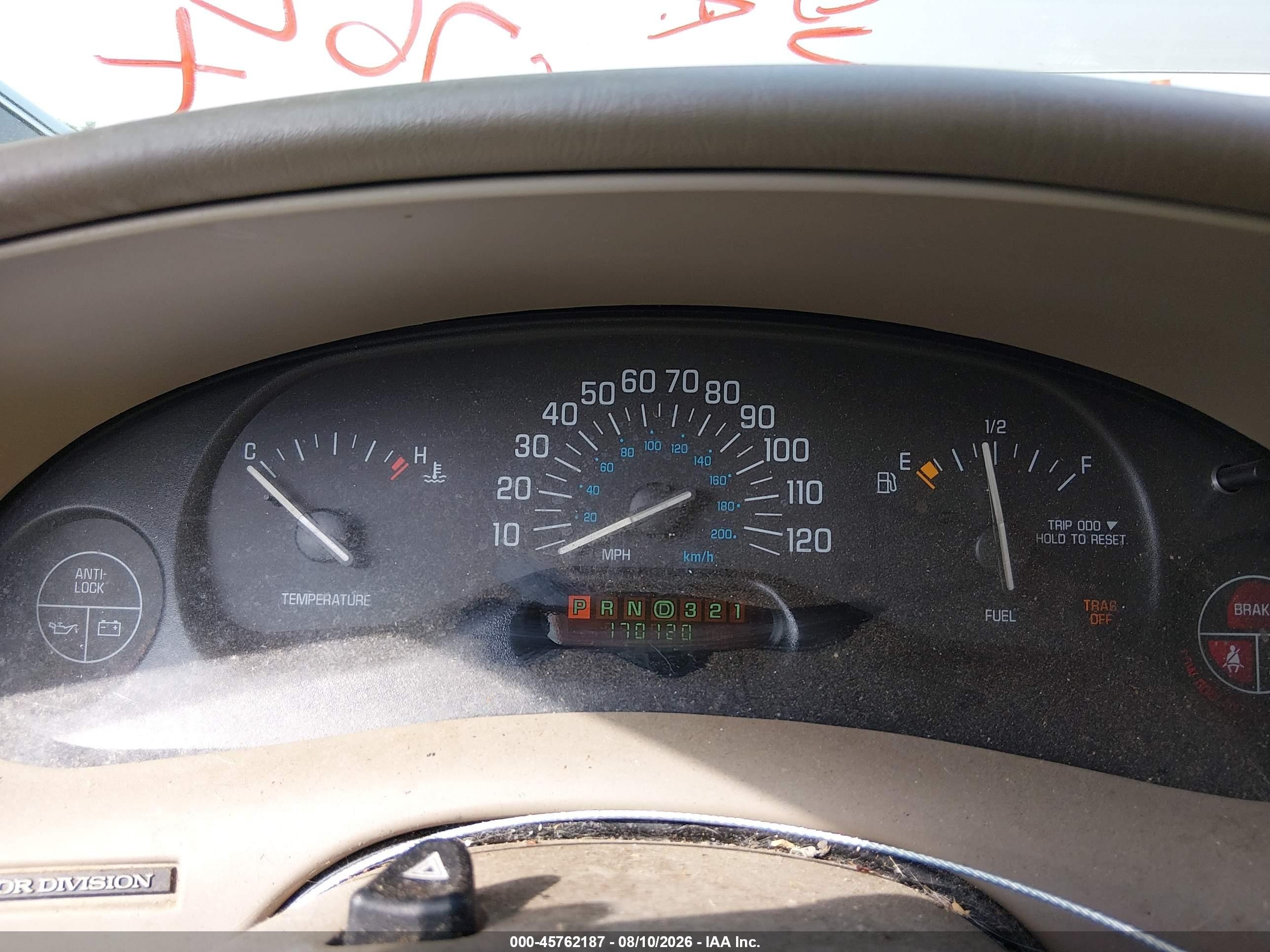 2001 Buick Century Custom Silver vin: 2G4WS52J811197184