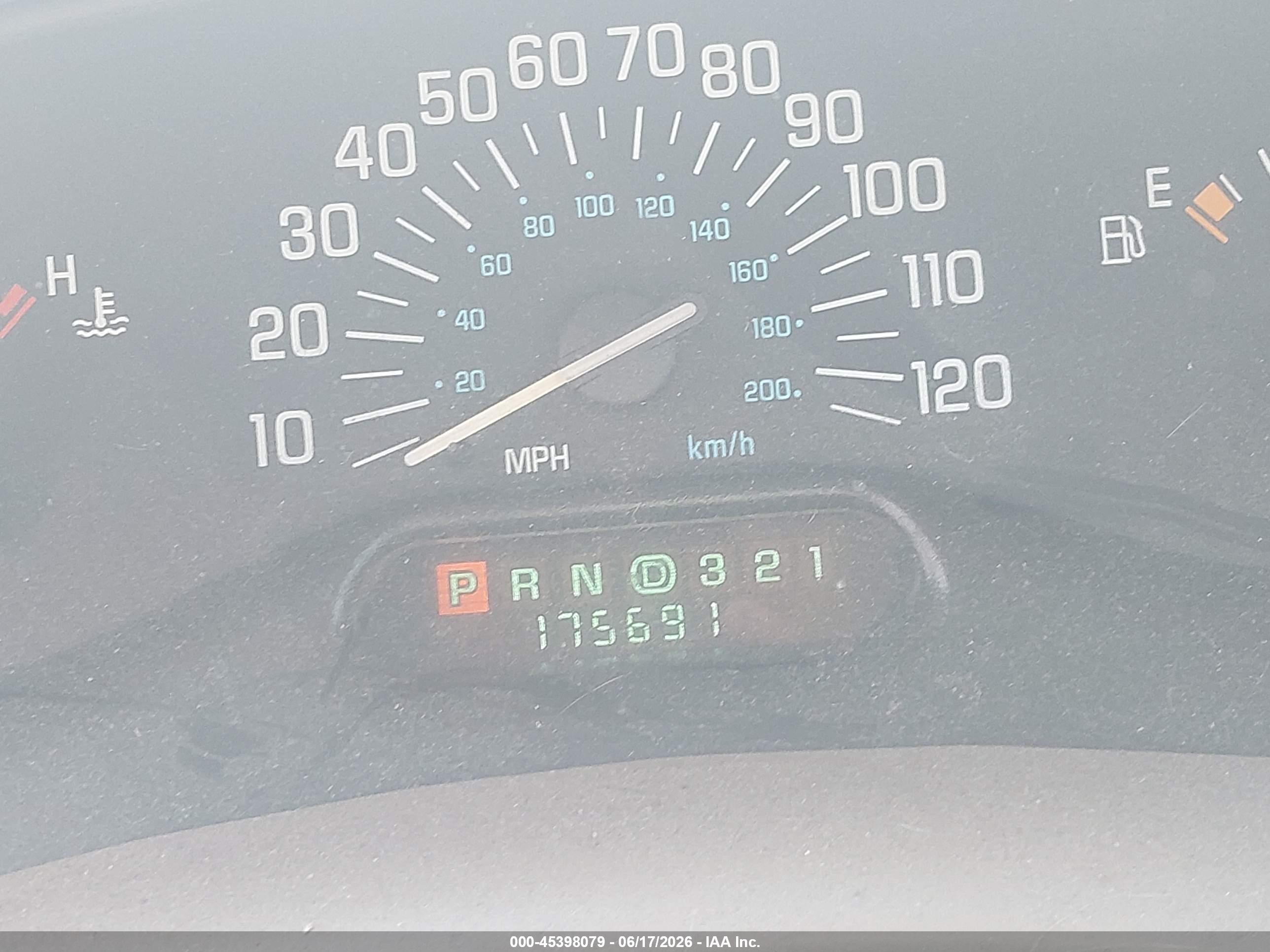 2001 Buick Century Custom Dark Brown vin: 2G4WS52J811276483