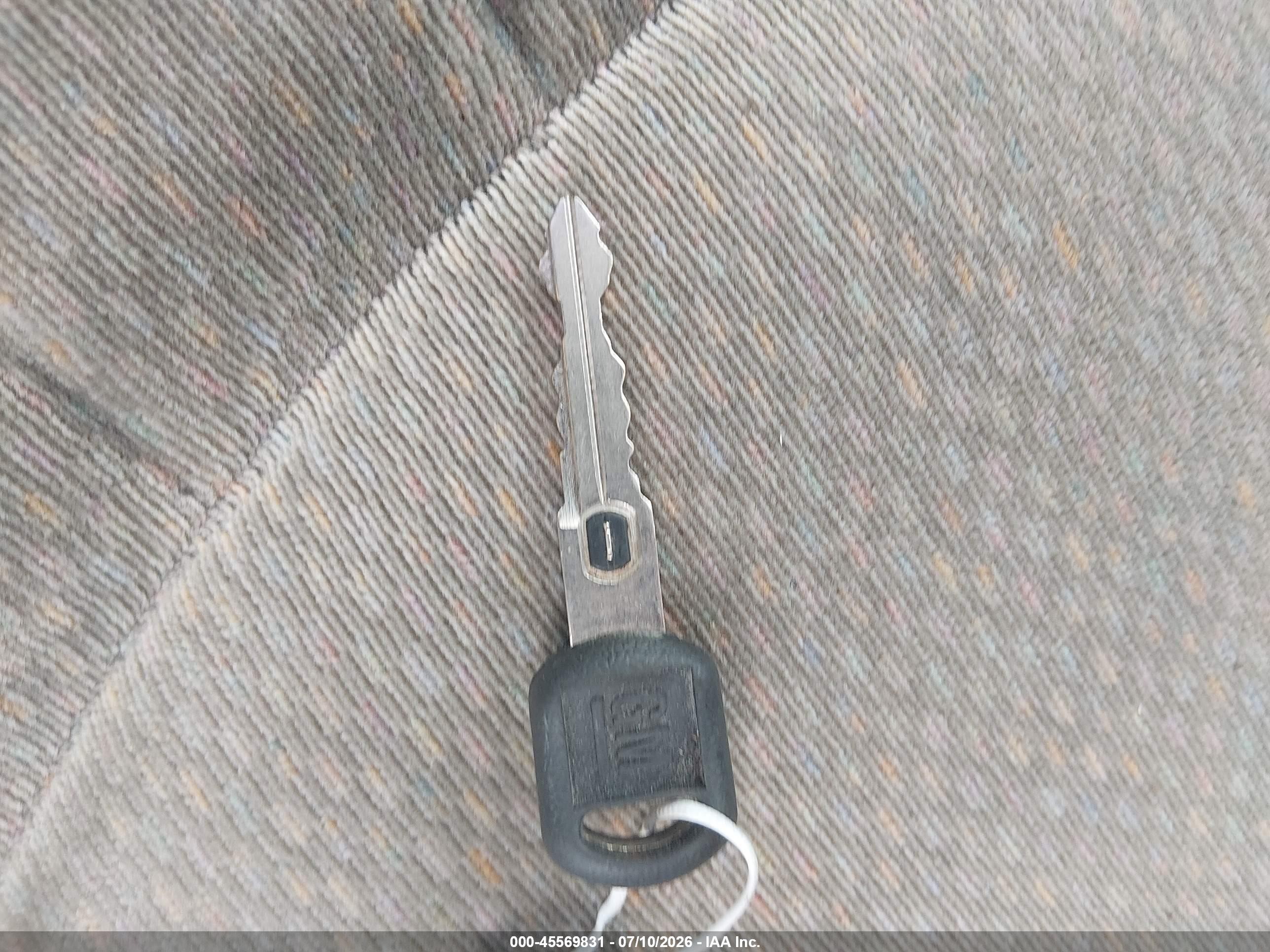 2002 Buick Century Custom Gold vin: 2G4WS52J821225857