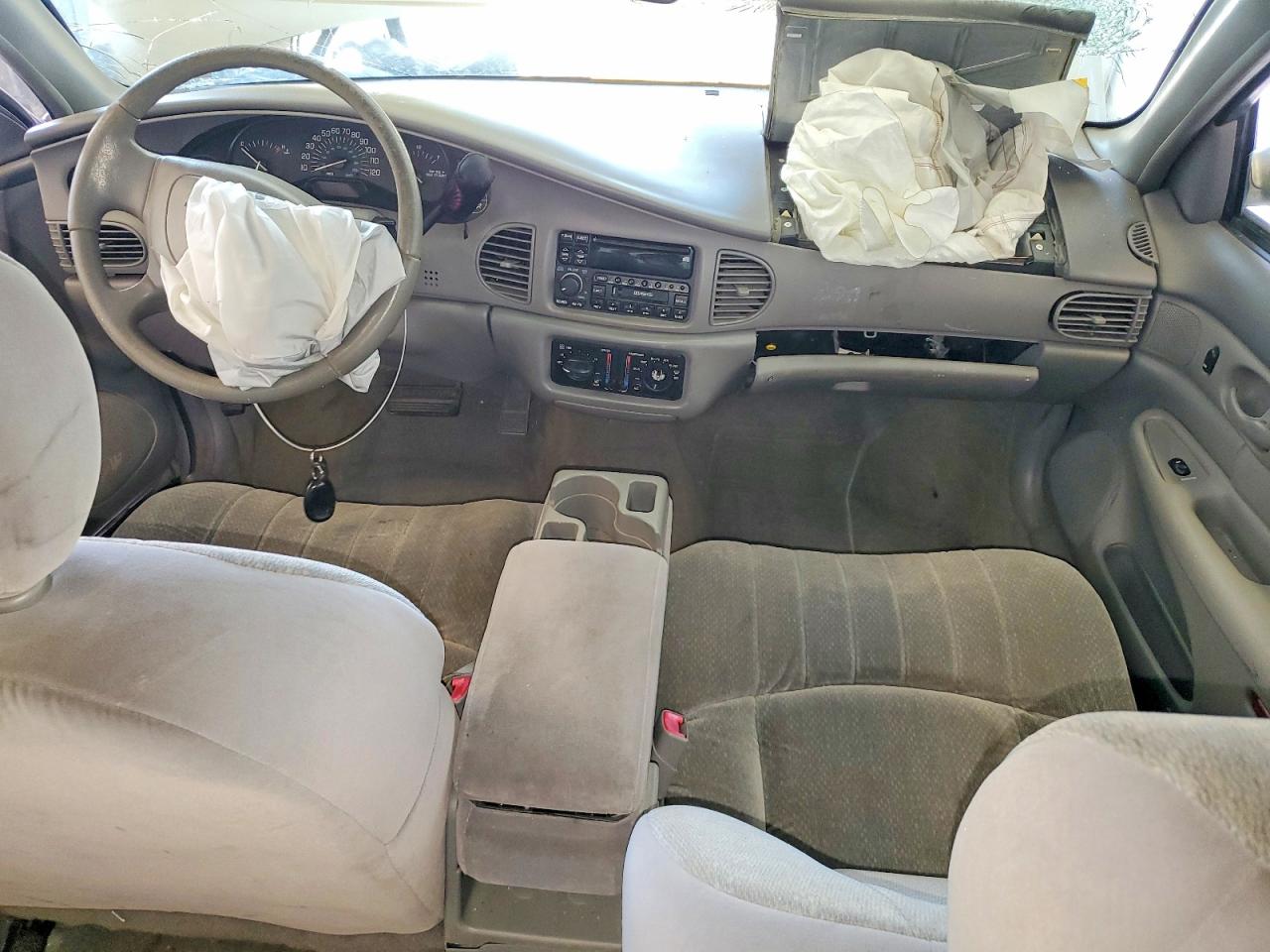 2002 Buick Century Custom Silver vin: 2G4WS52J821270457
