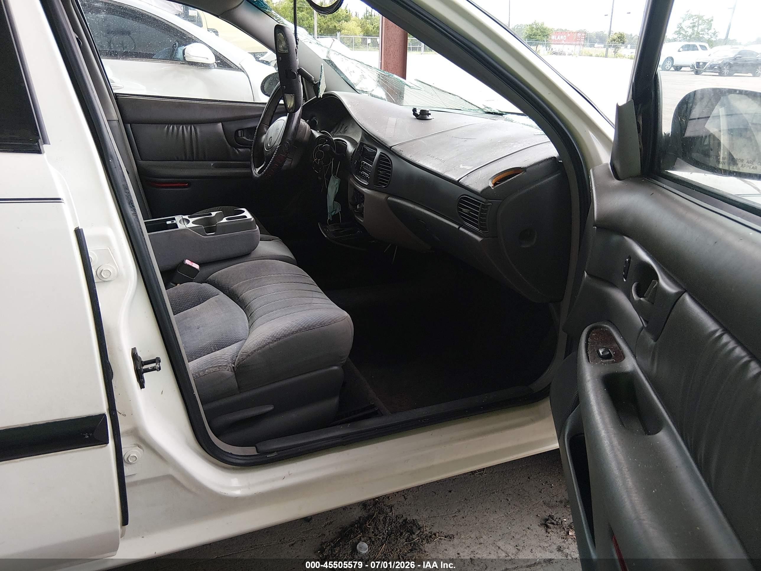 2003 Buick Century Custom White vin: 2G4WS52J831263543