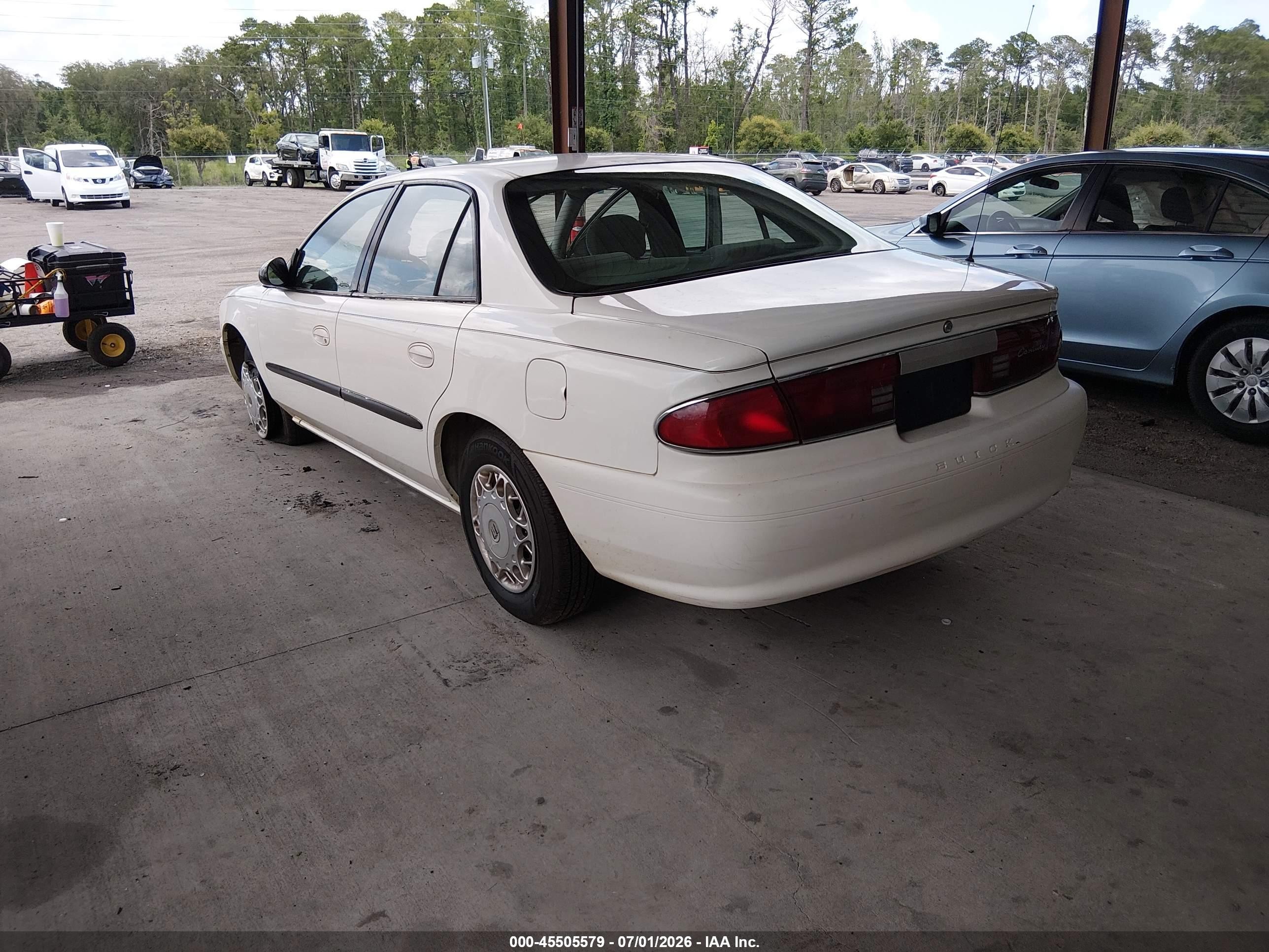 2003 Buick Century Custom White vin: 2G4WS52J831263543