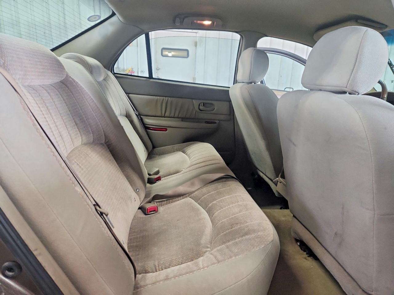 2004 Buick Century Custom Beige vin: 2G4WS52J841200248