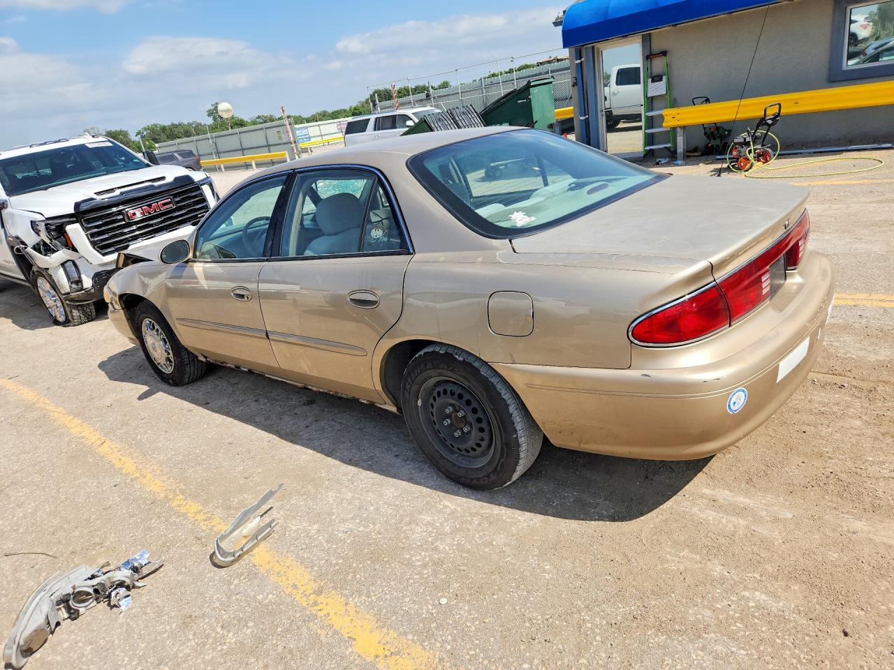 2004 Buick Century Custom Gold vin: 2G4WS52J841200301