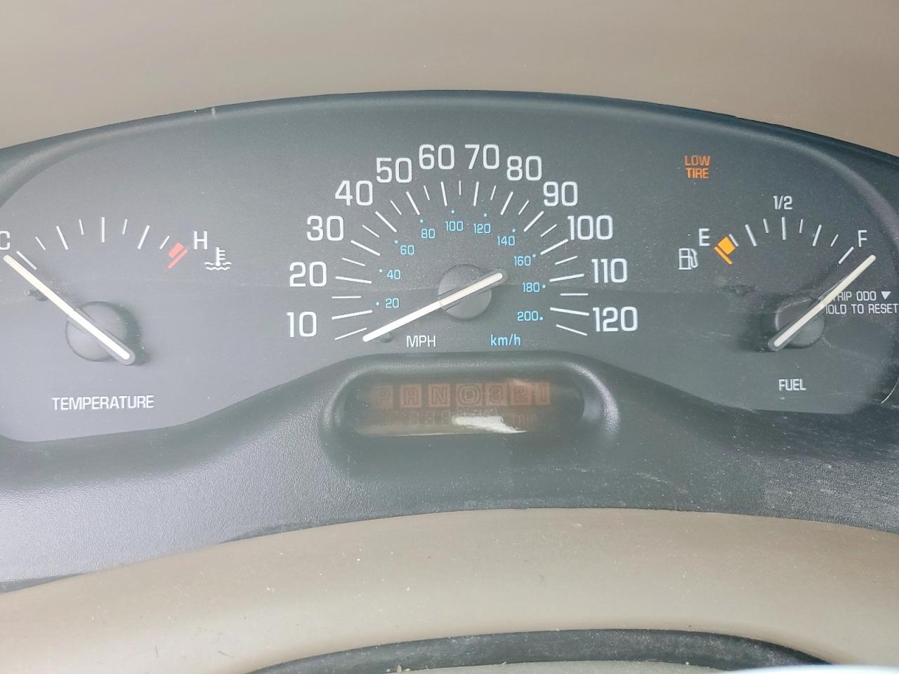 2000 Buick Century Custom Tan vin: 2G4WS52J8Y1355064