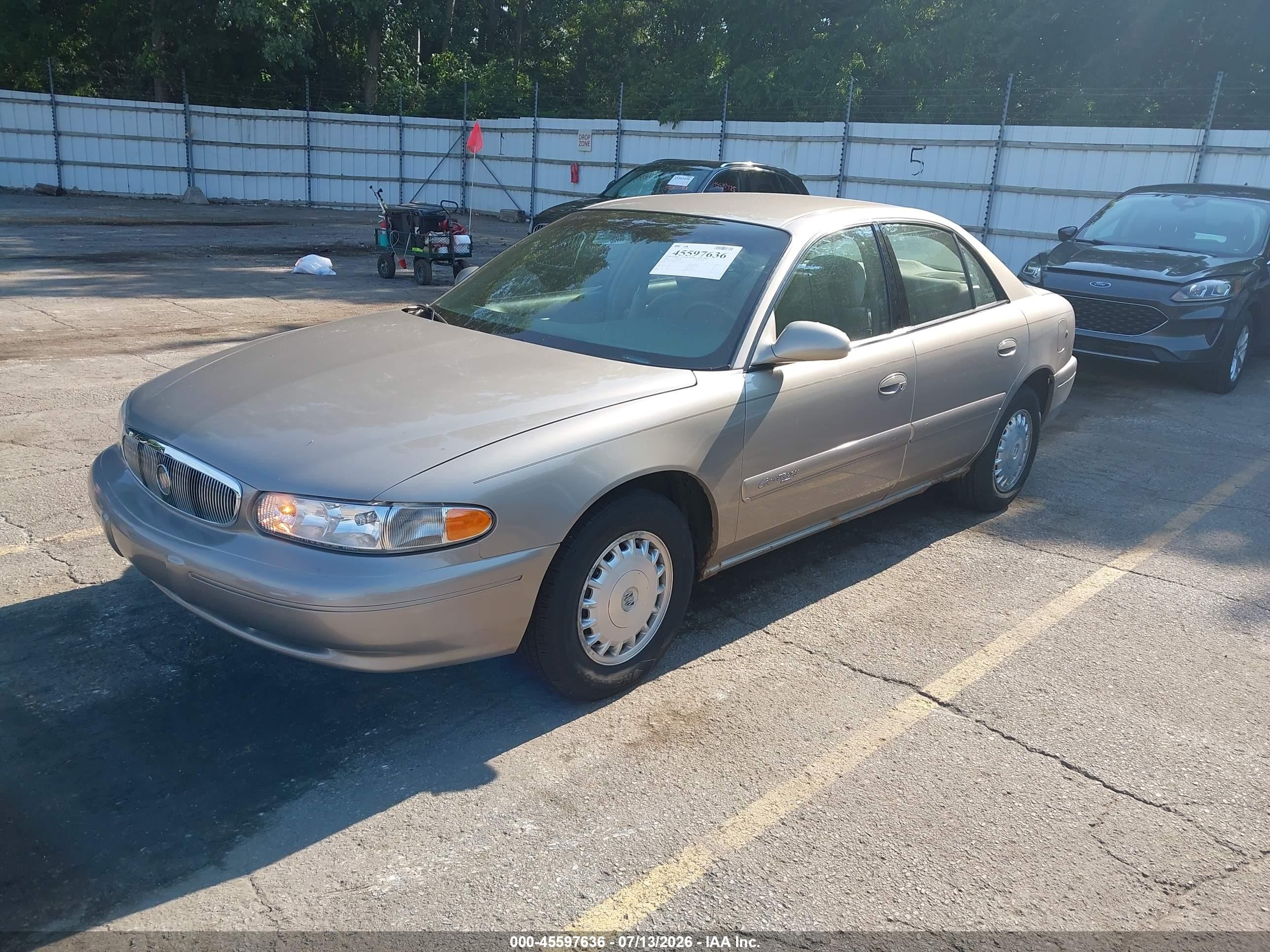 2001 Buick Century Custom Gold vin: 2G4WS52J911194519