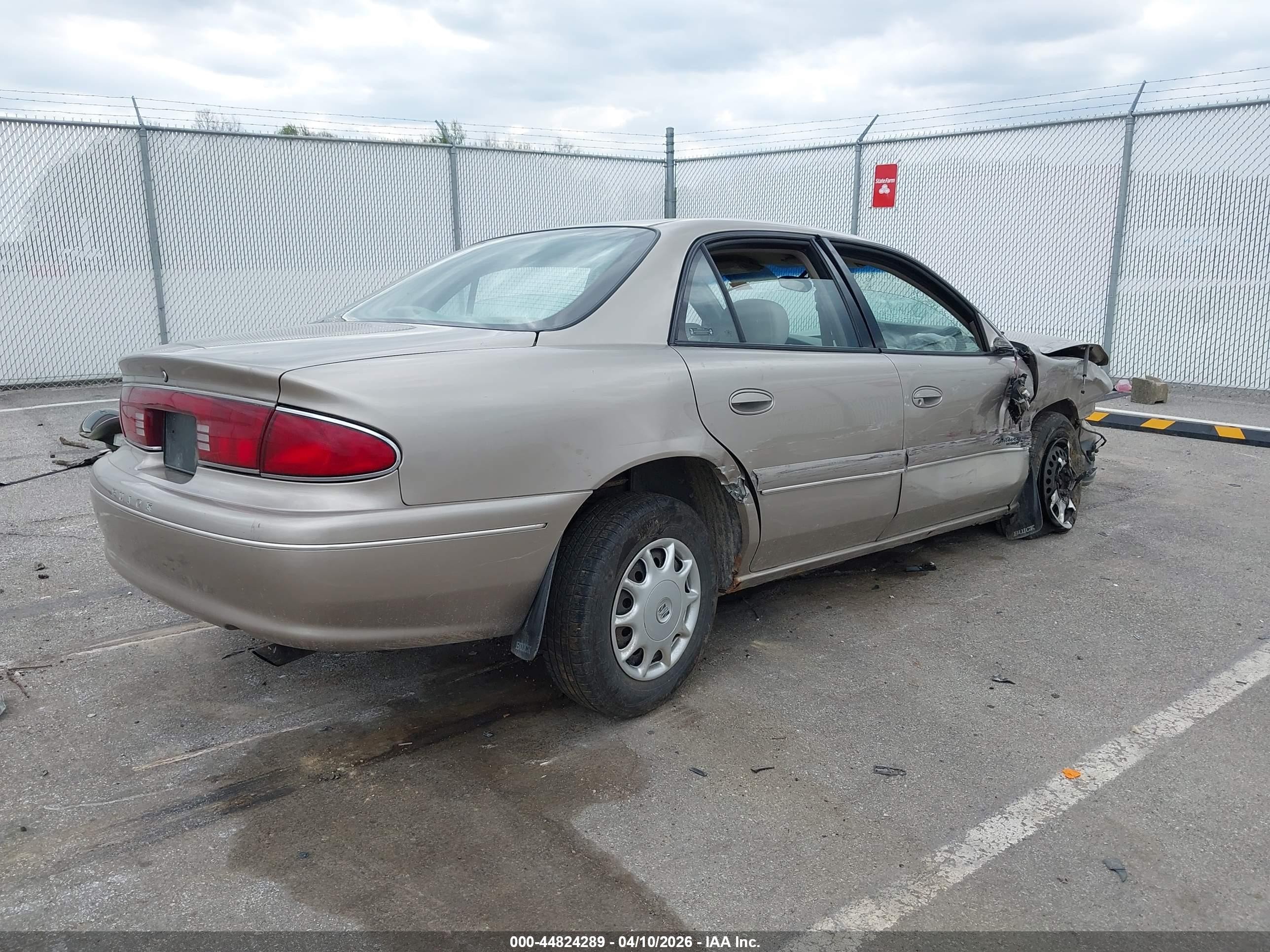 2002 Buick Century Custom Tan vin: 2G4WS52J921259578