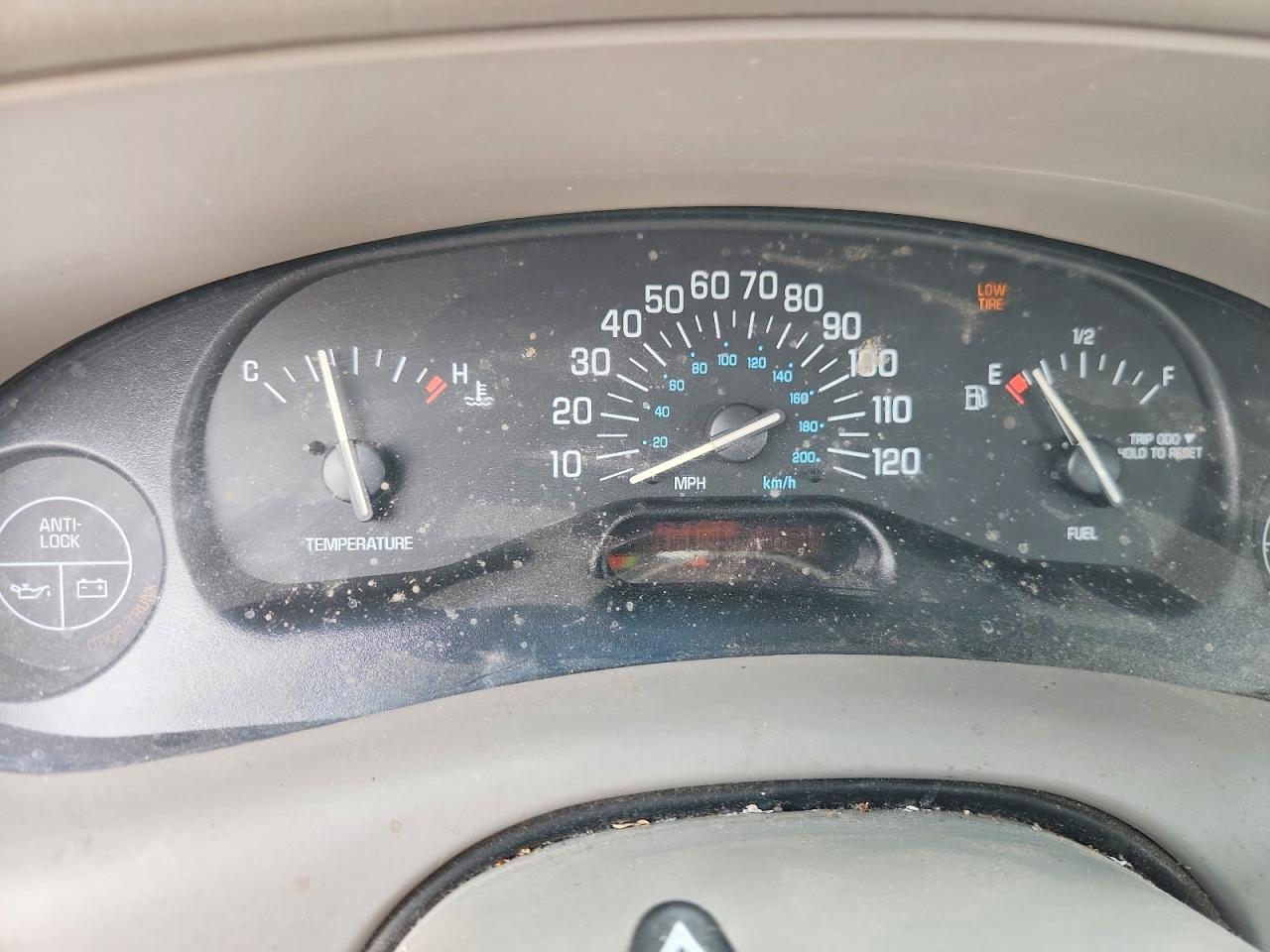 2003 Buick Century Custom Silver vin: 2G4WS52J931262739
