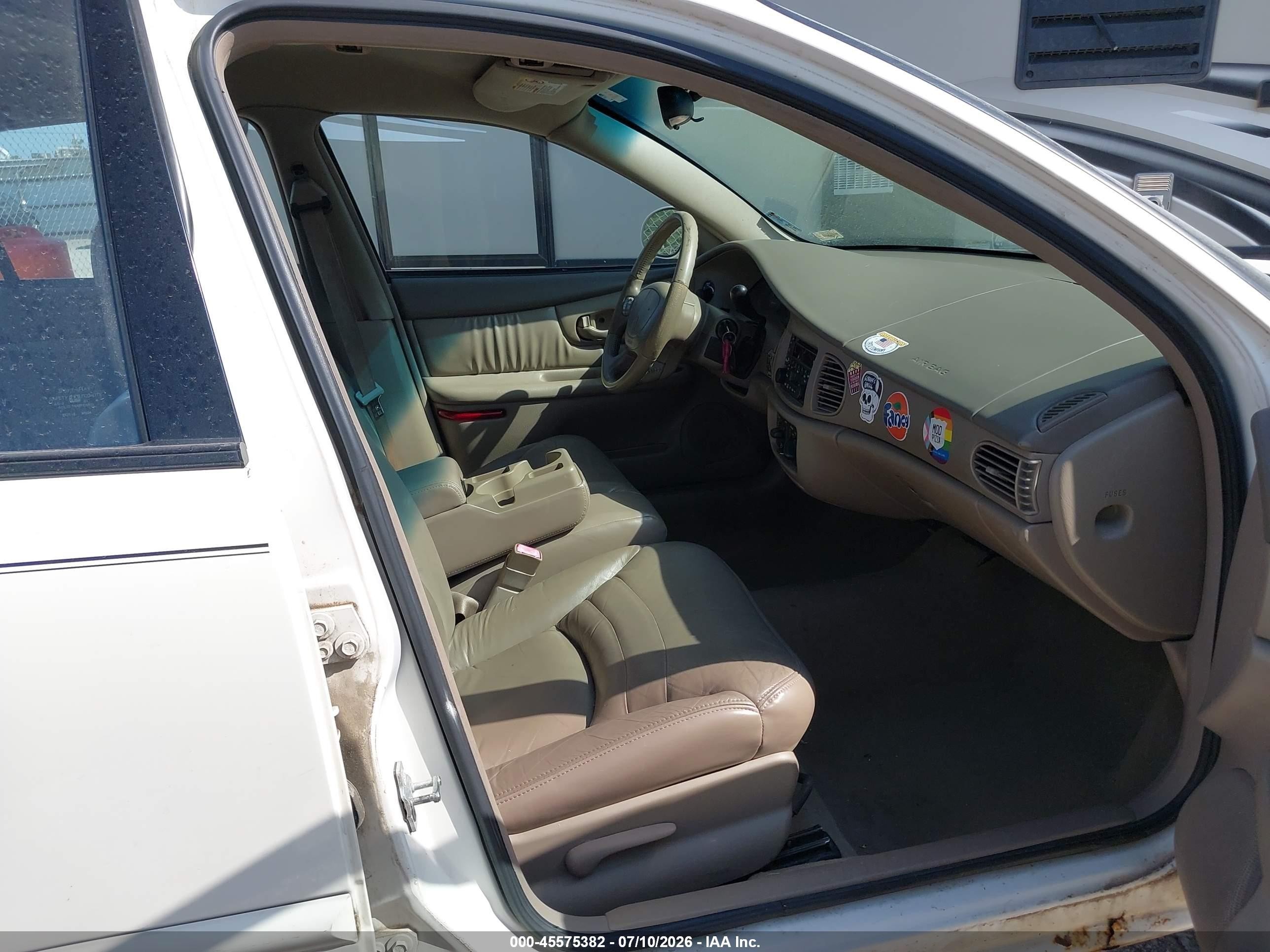 2004 Buick Century   White vin: 2G4WS52J941325923