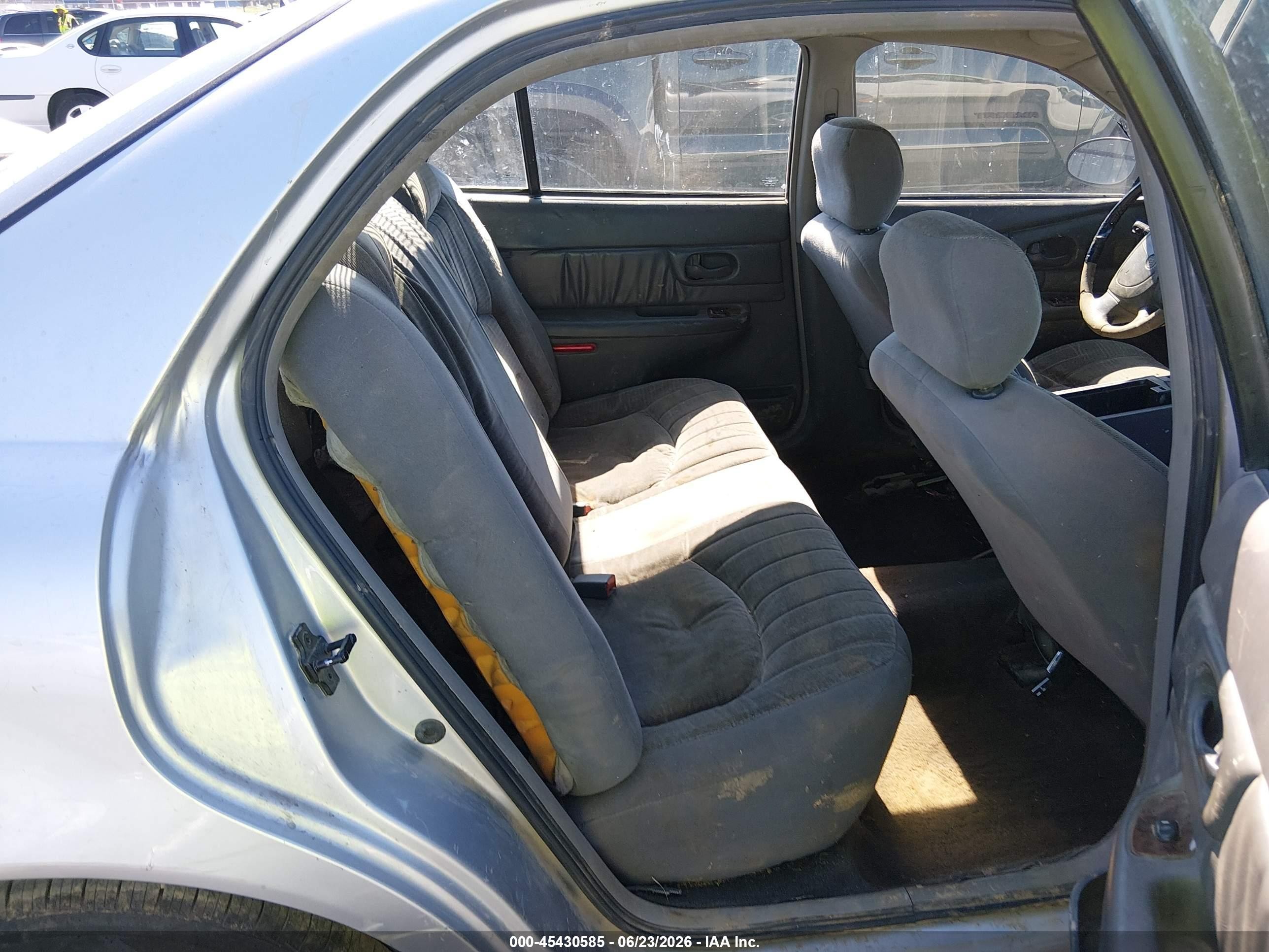 2003 Buick Century Custom Silver vin: 2G4WS52JX31182396