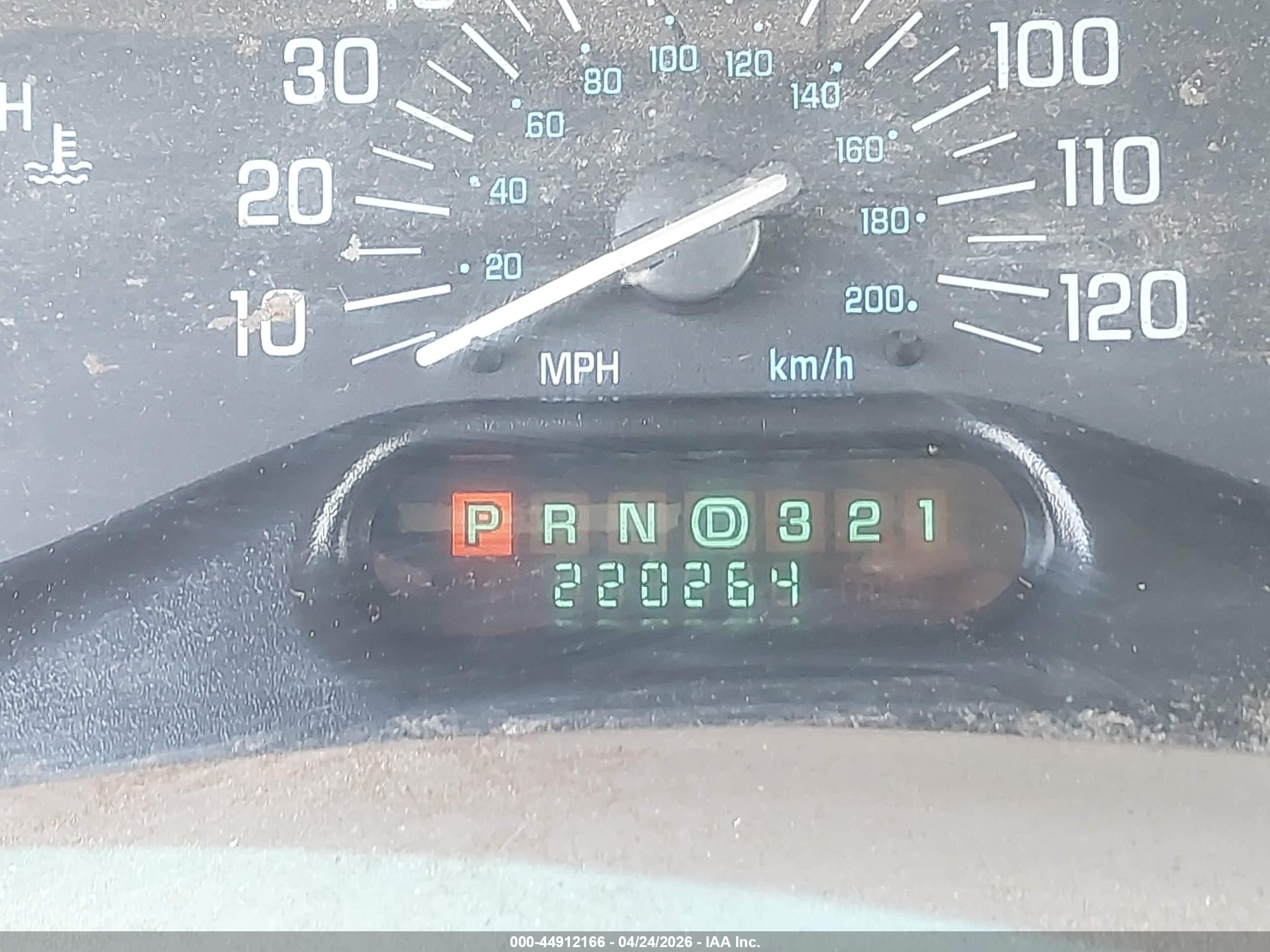 2004 Buick Century   Бежевый vin: 2G4WS52JX41278109