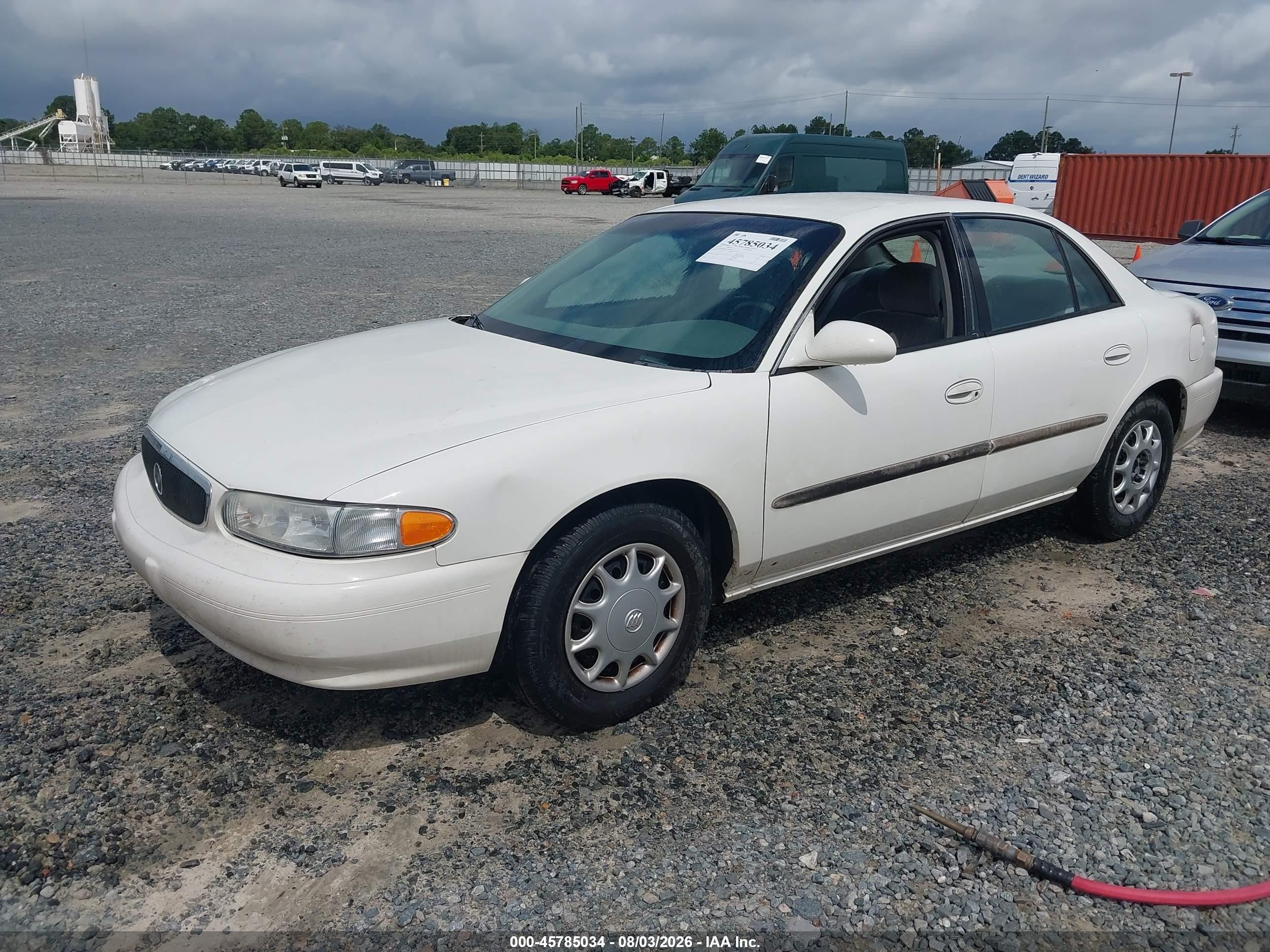 2004 Buick Century   White vin: 2G4WS52JX41286078