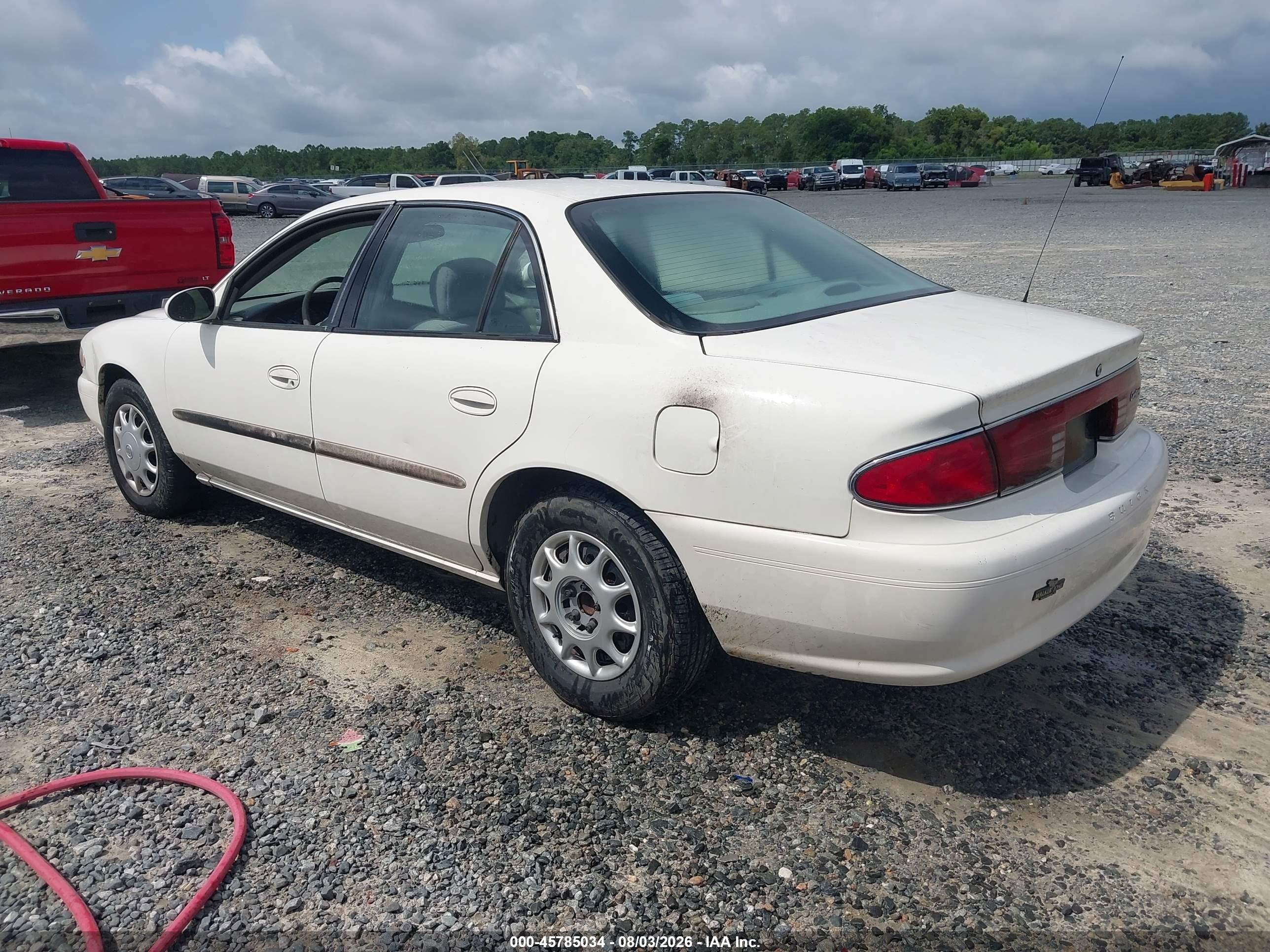 2004 Buick Century   White vin: 2G4WS52JX41286078