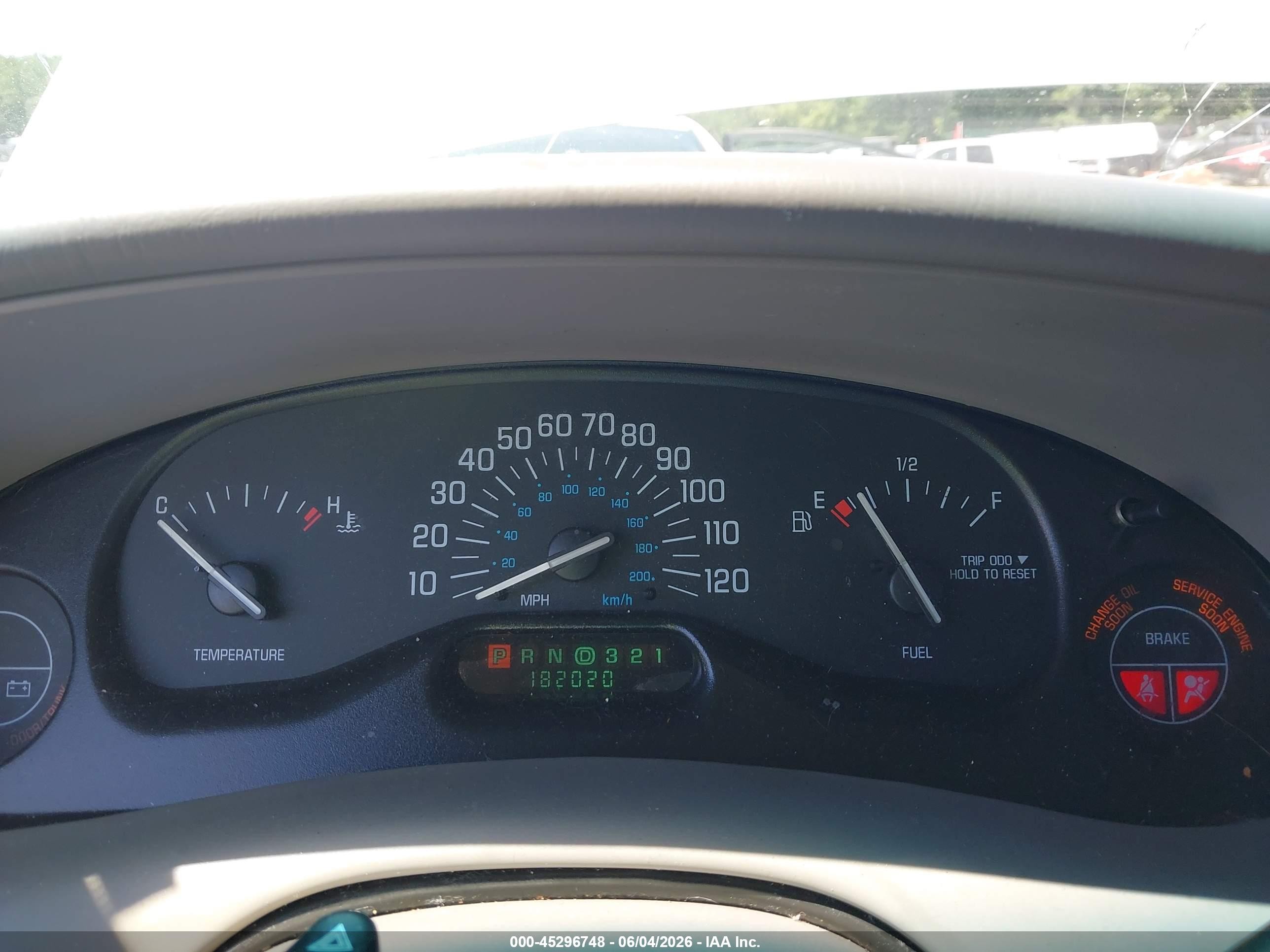2005 Buick Century   Silver vin: 2G4WS52JX51112917
