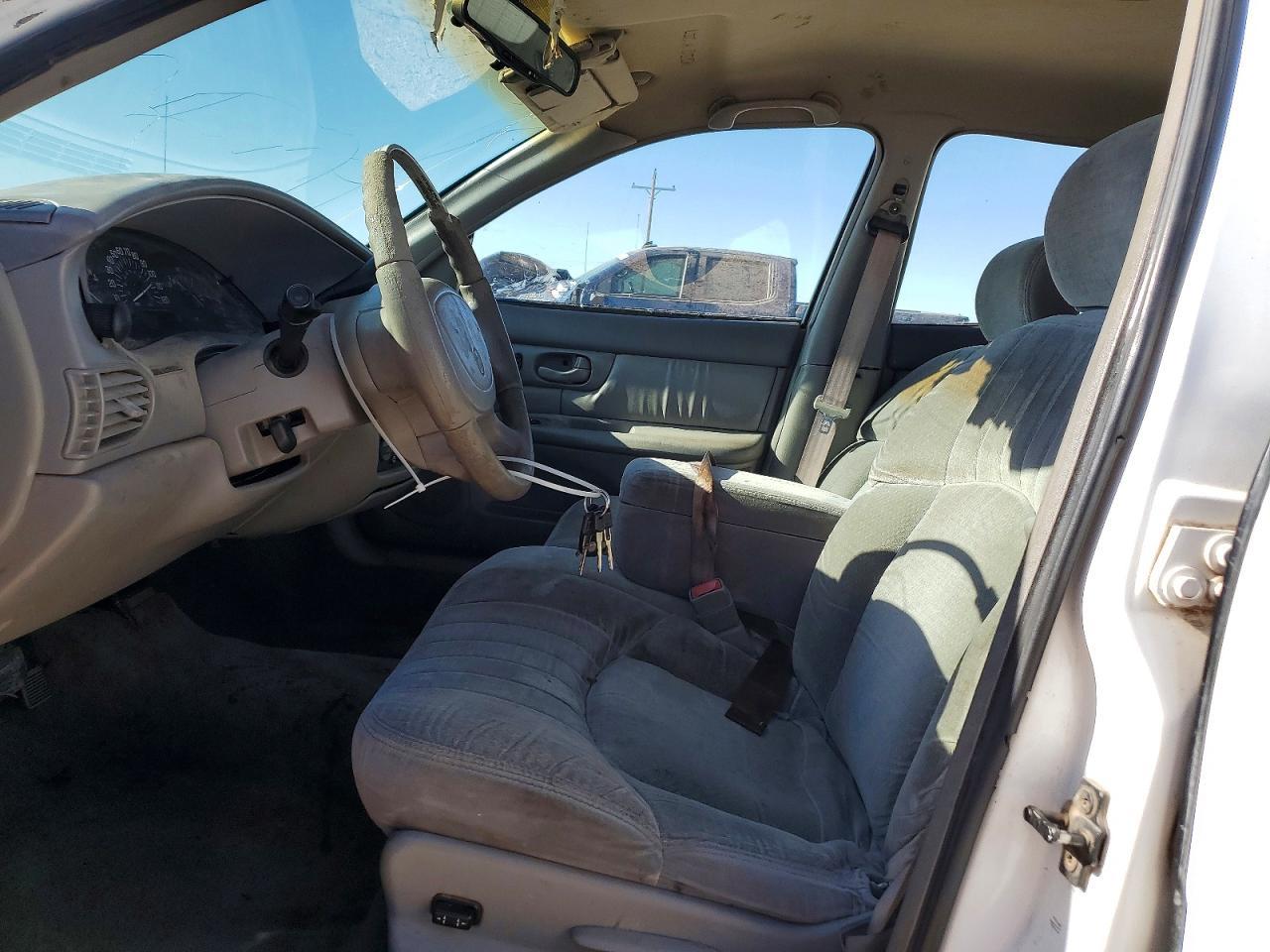 2000 Buick Century Custom White vin: 2G4WS52JXY1215713