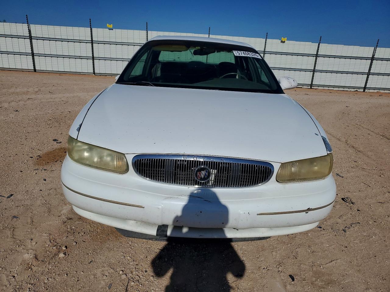 2000 Buick Century Custom White vin: 2G4WS52JXY1215713