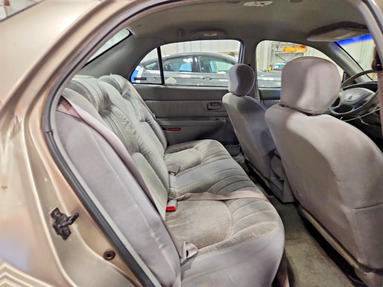 1998 Buick Century Custom Tan vin: 2G4WS52M0W1438205