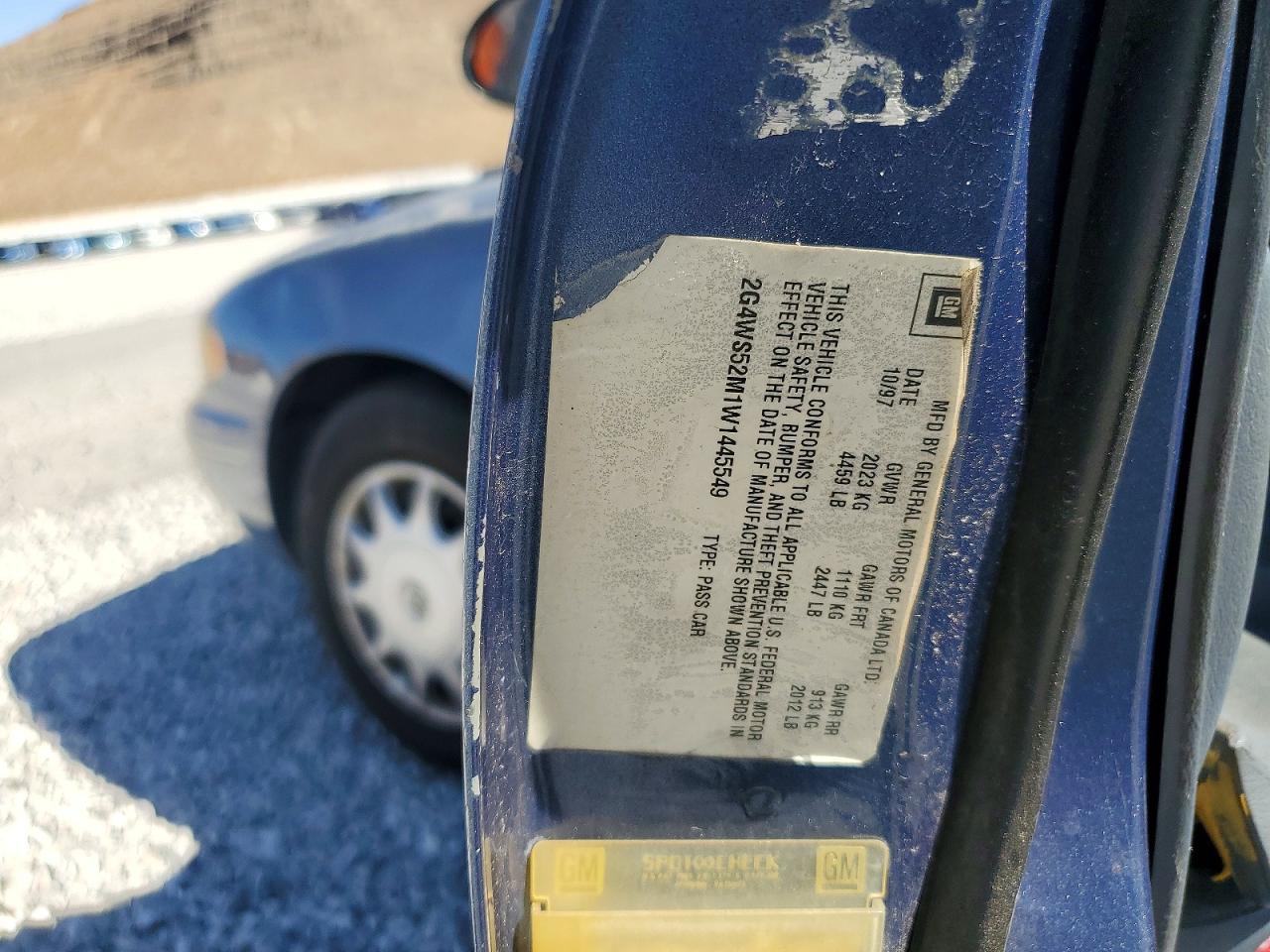 1998 Buick Century Custom Blue vin: 2G4WS52M1W1445549