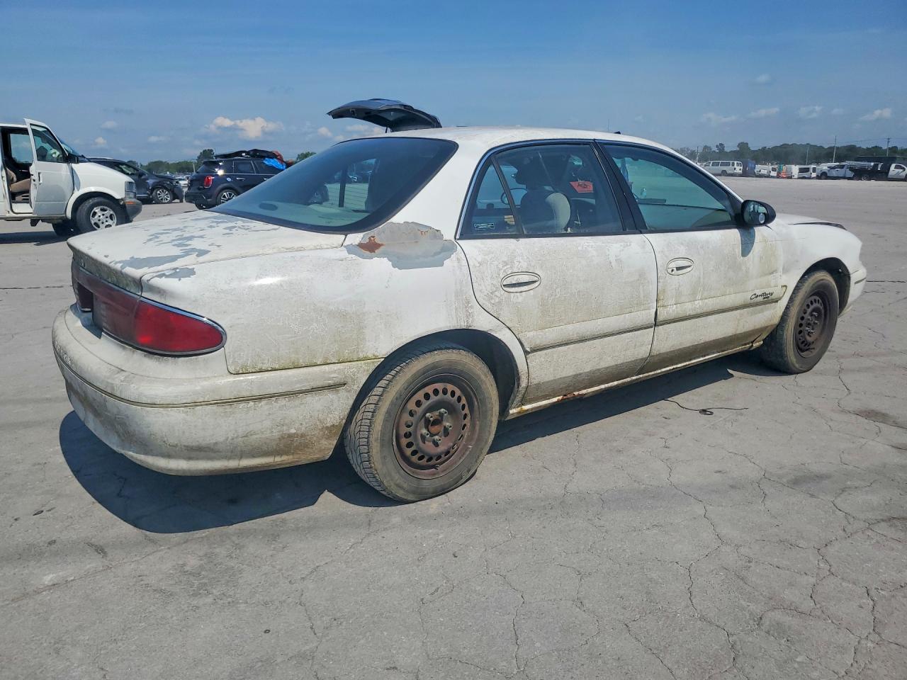 1999 Buick Century Custom Белый vin: 2G4WS52M4X1634360