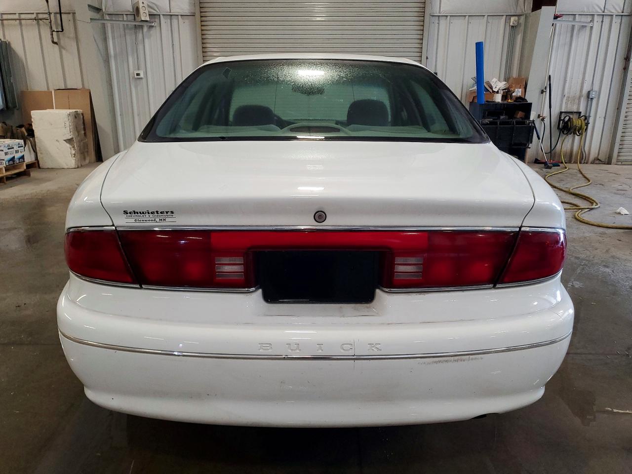 1999 Buick Century Custom White vin: 2G4WS52M5X1591745