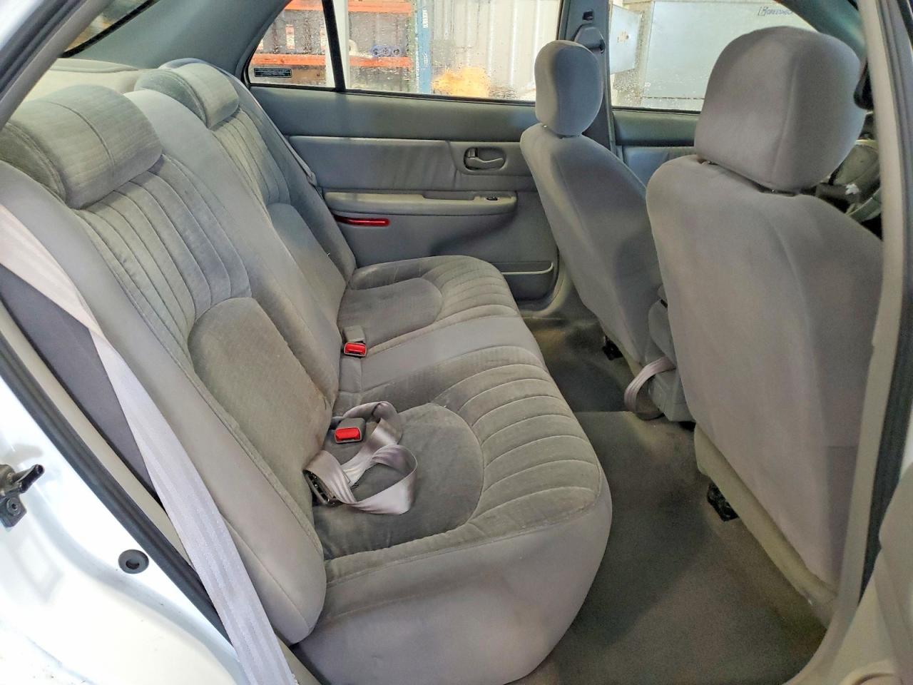 1999 Buick Century Custom White vin: 2G4WS52M5X1591745
