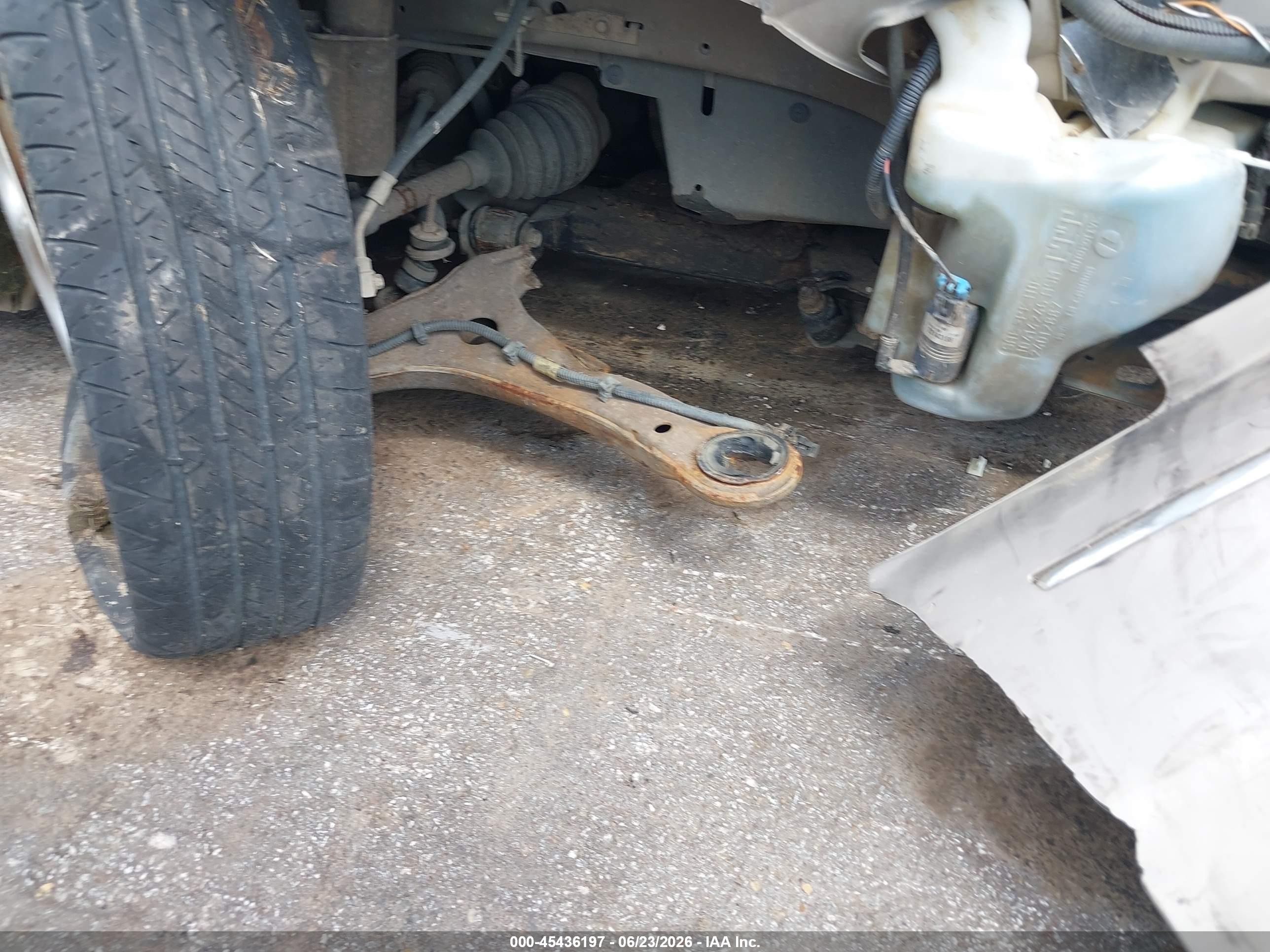 1999 Buick Century Custom Золотой vin: 2G4WS52M7X1484941