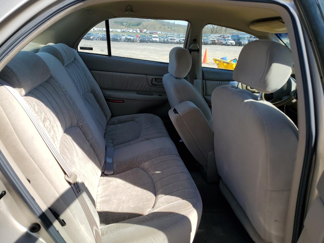 1998 Buick Century Custom Tan vin: 2G4WS52MXW1612314
