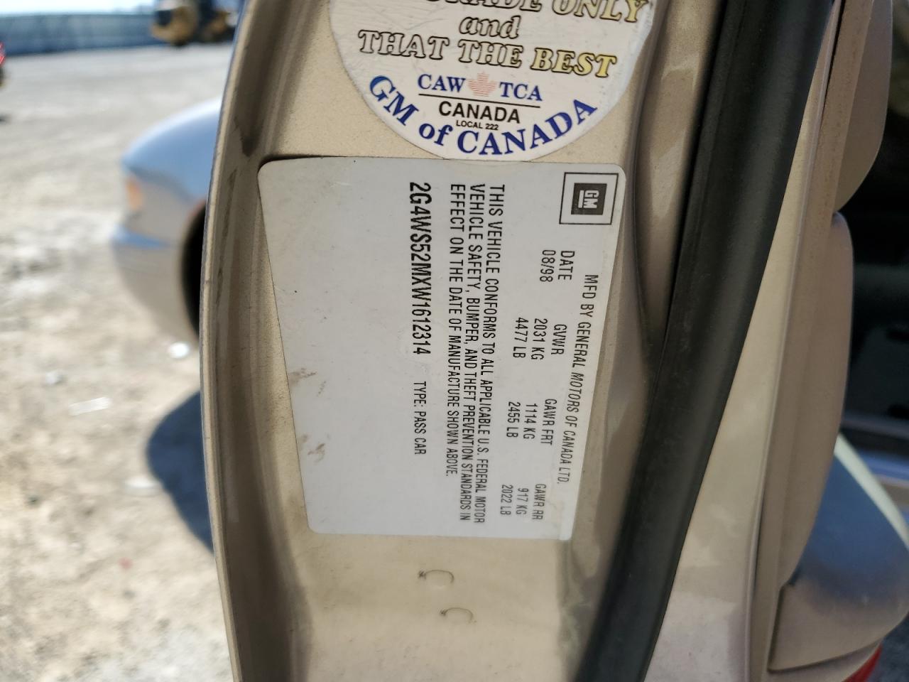 1998 Buick Century Custom Tan vin: 2G4WS52MXW1612314