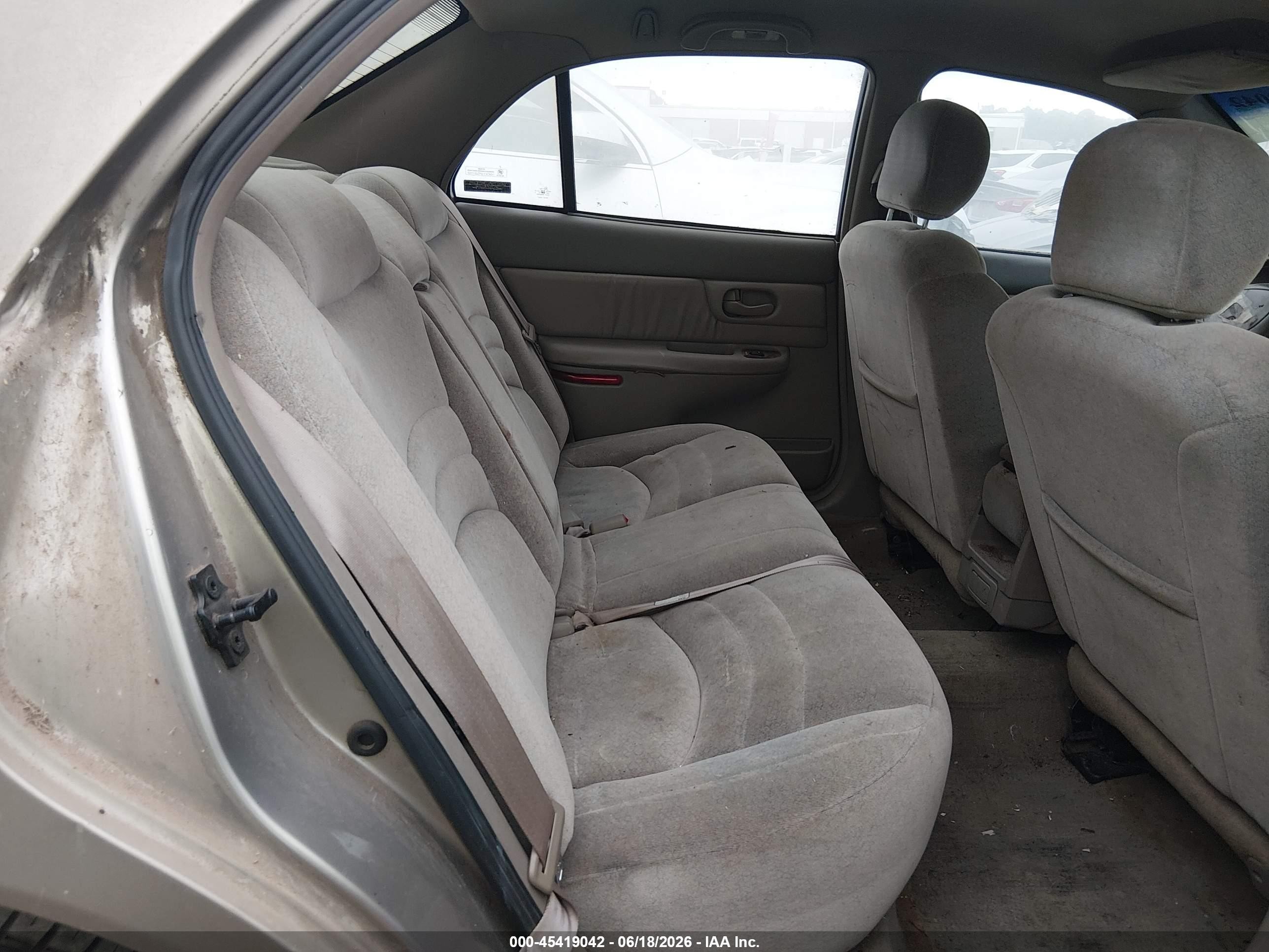 1999 Buick Century Limited Tan vin: 2G4WY52M1X1513705