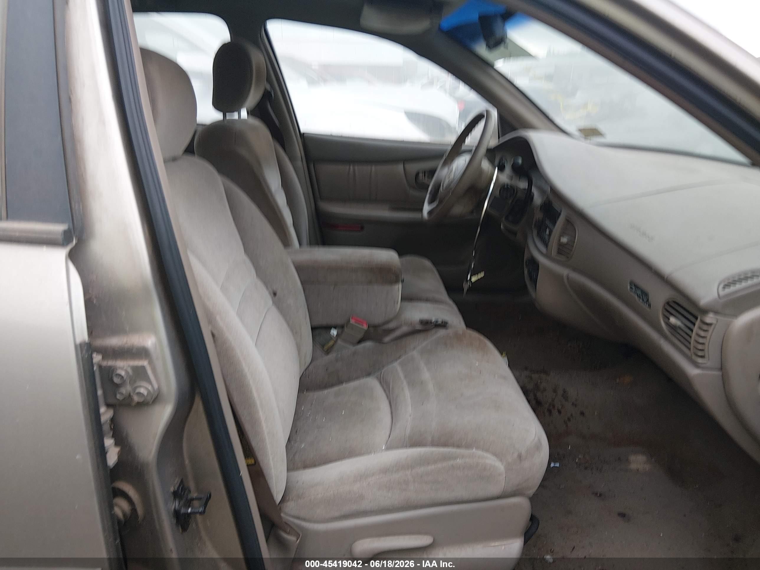1999 Buick Century Limited Tan vin: 2G4WY52M1X1513705