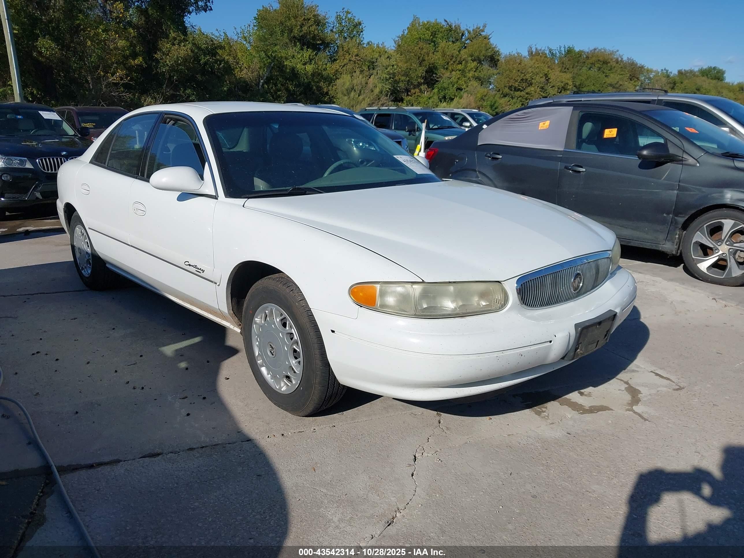 1999 Buick Century Limited White vin: 2G4WY52M1X1567568