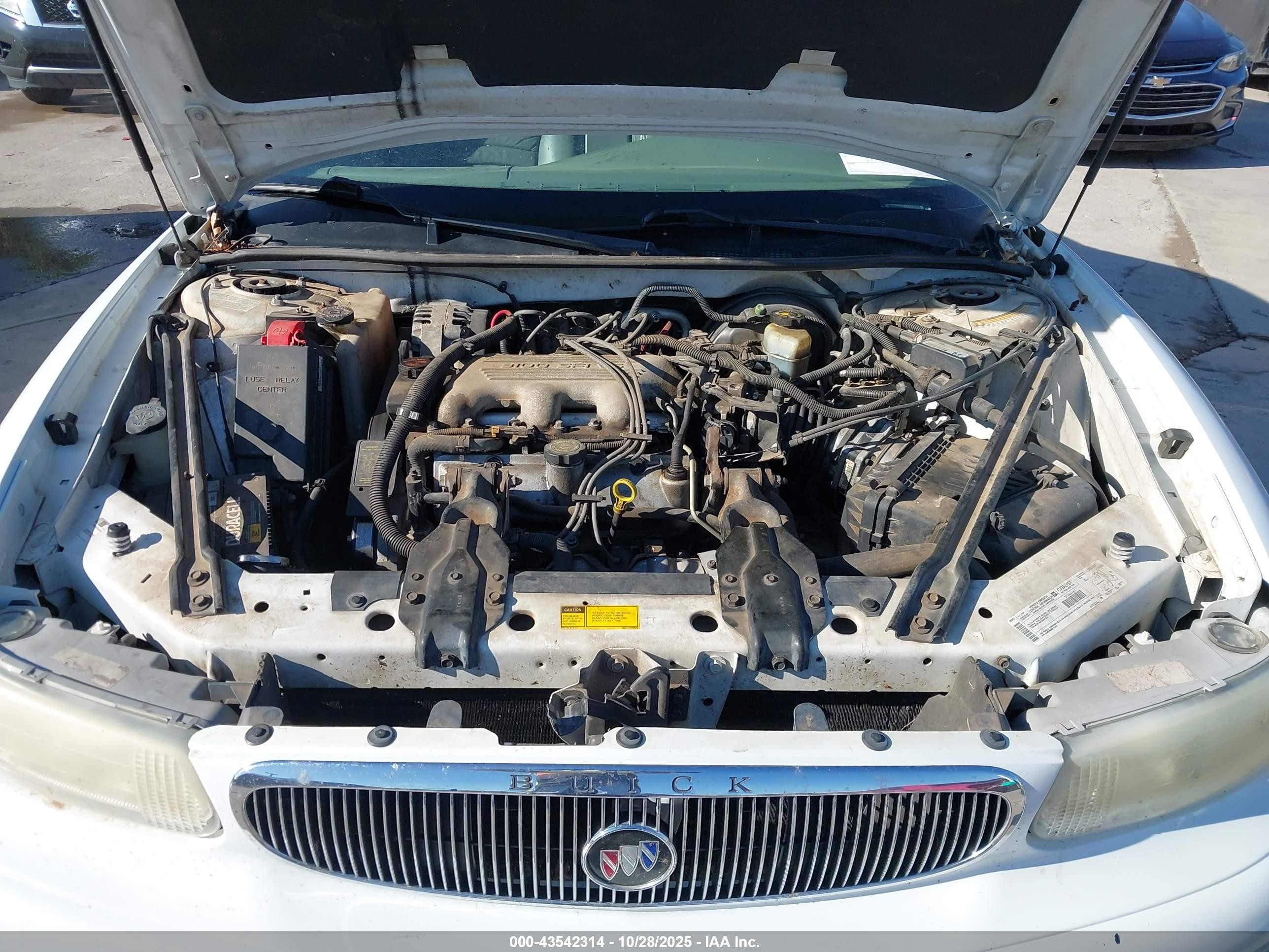 1999 Buick Century Limited White vin: 2G4WY52M1X1567568