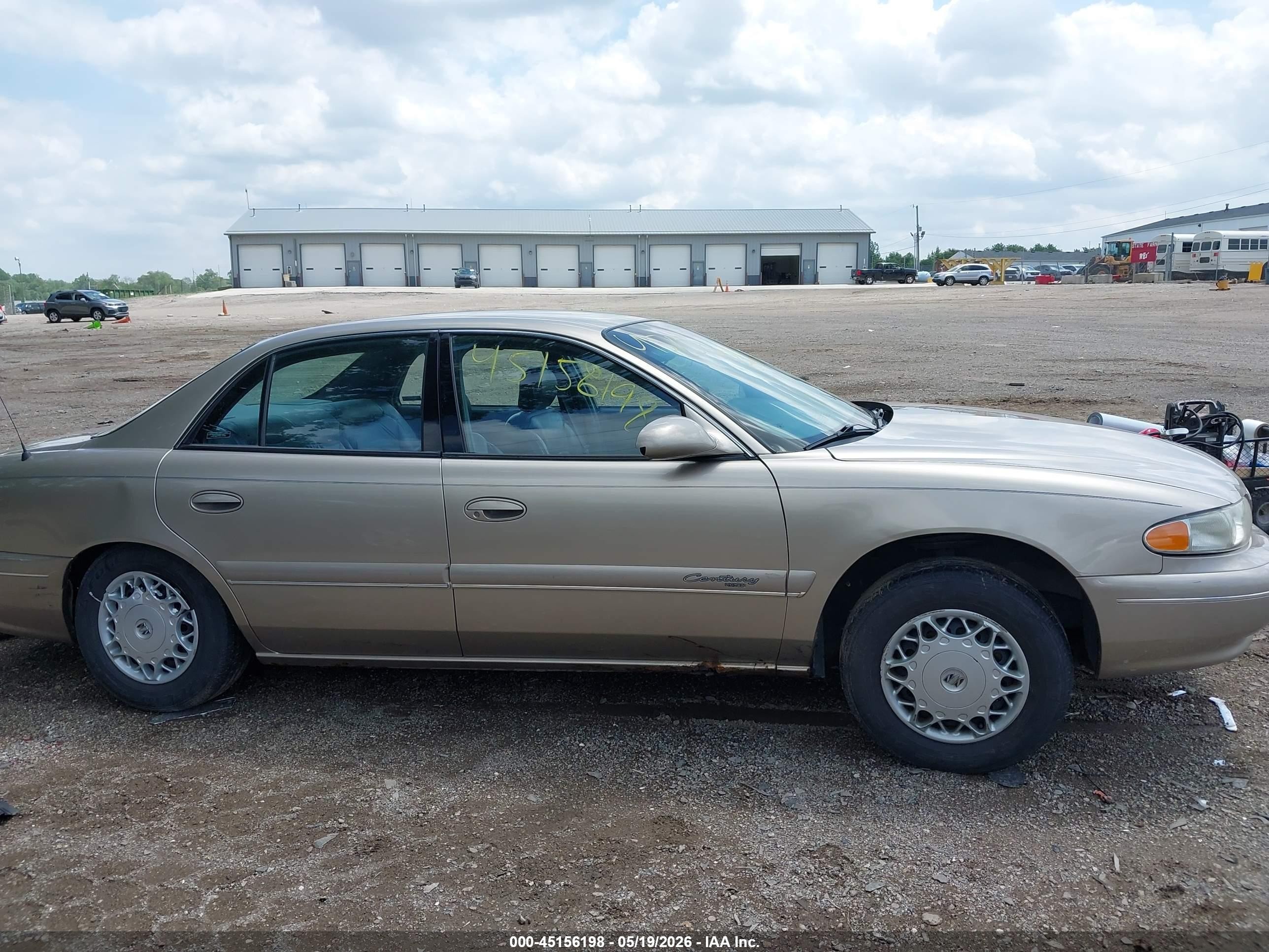 1997 Buick Century Limited Gold vin: 2G4WY52M5V1472346