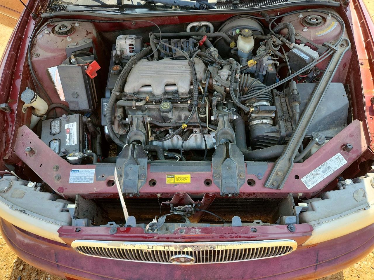 1998 Buick Century Limited Maroon vin: 2G4WY52M6W1409306