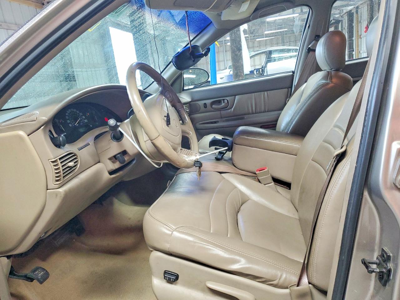 1999 Buick Century Limited Beige vin: 2G4WY52M8X1618936