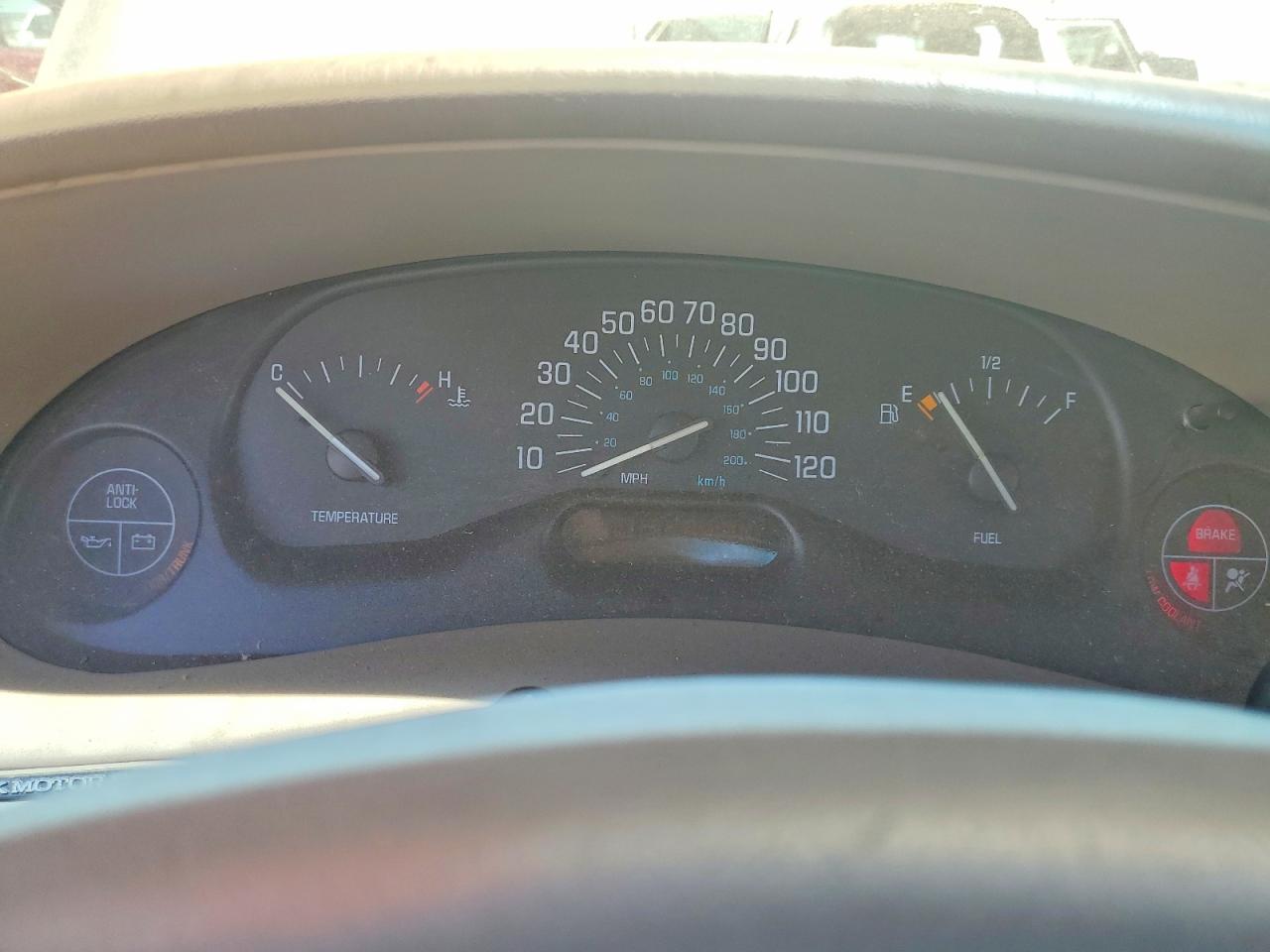 1999 Buick Century Limited Tan vin: 2G4WY52M9X1540621