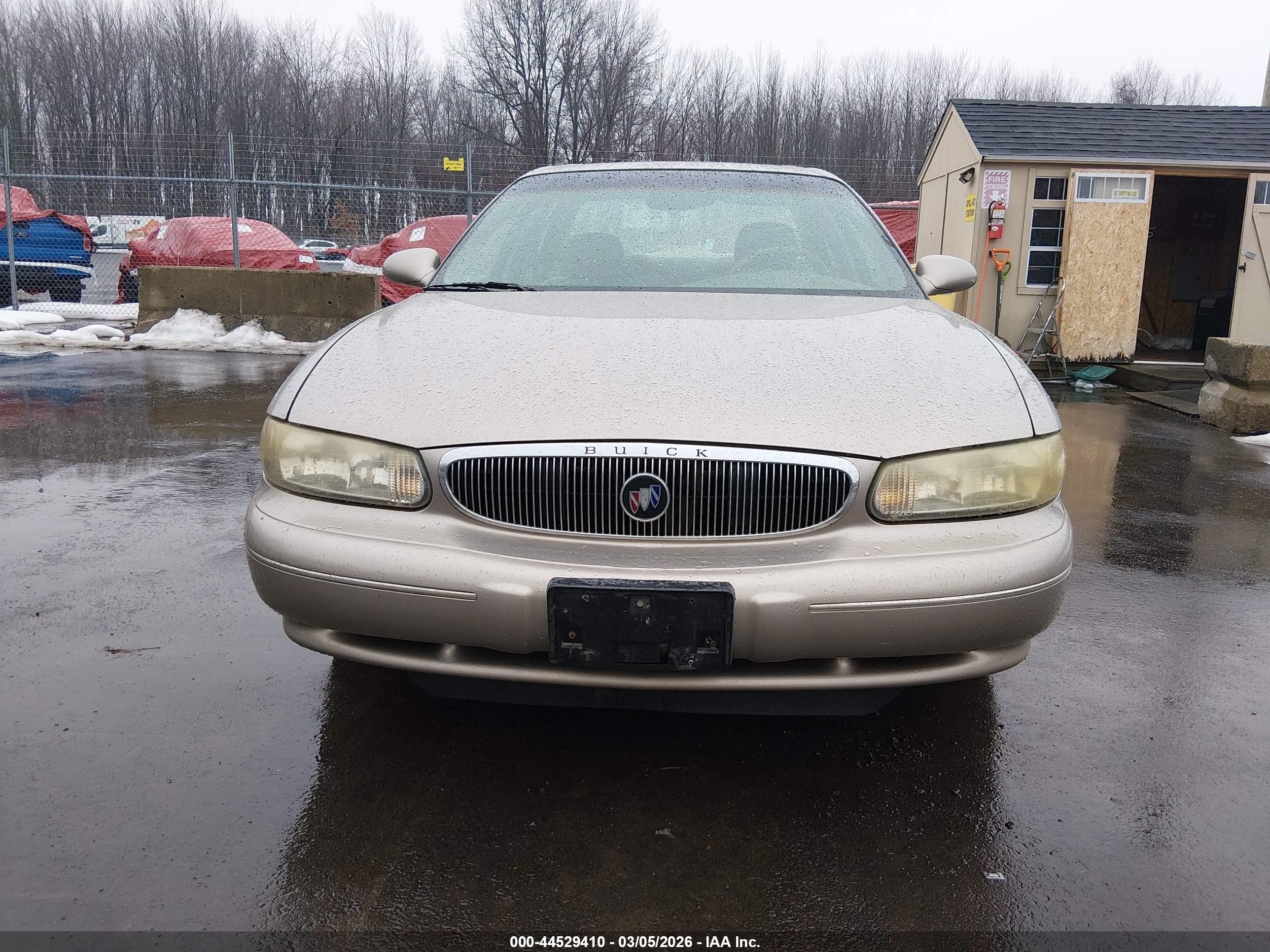 1999 Buick Century Limited Gold vin: 2G4WY52MXX1567150